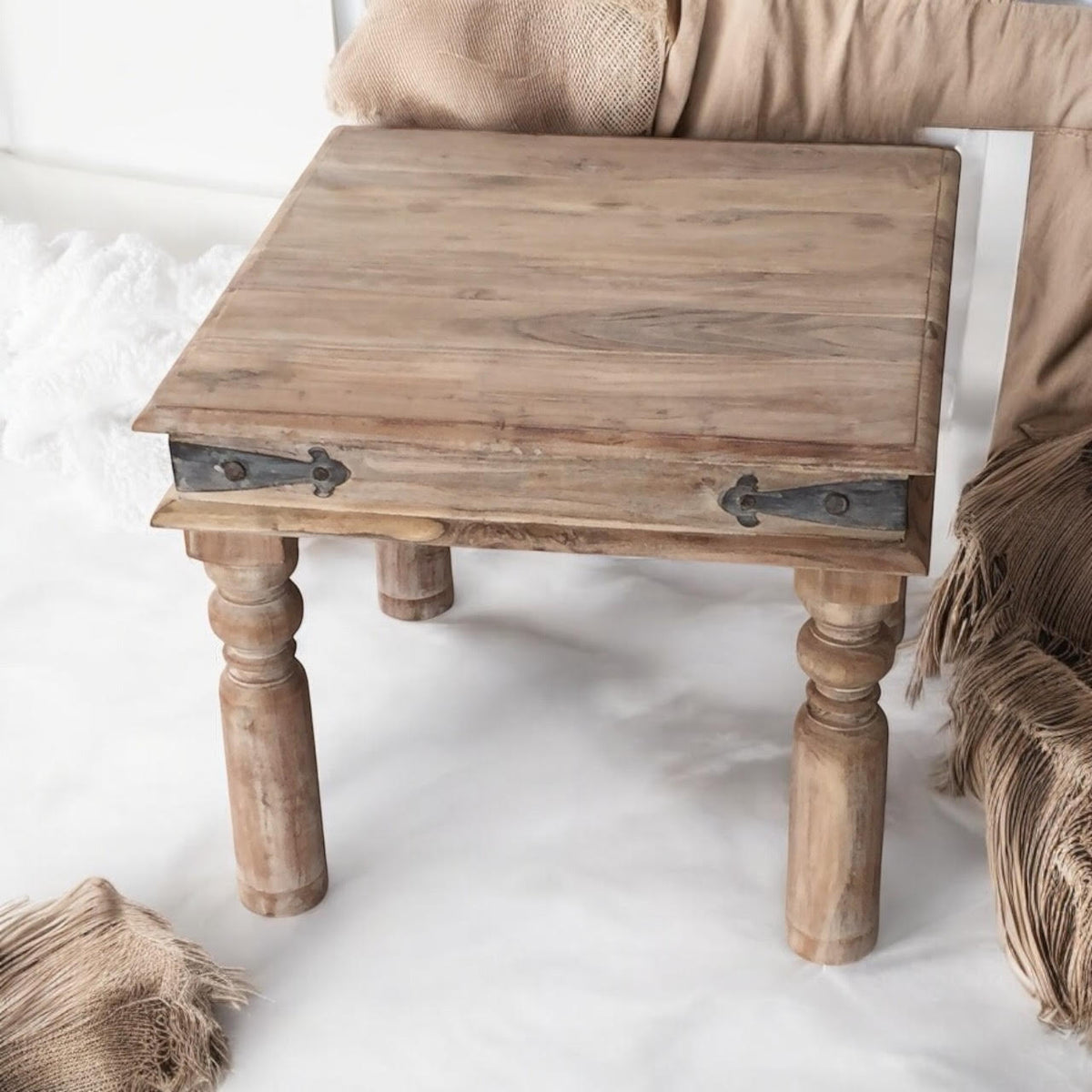 AcaciaHome 45cm Wooden Square Side Table with Natural Wood Finish – Compact Table for Living Room, Bedroom or Office
