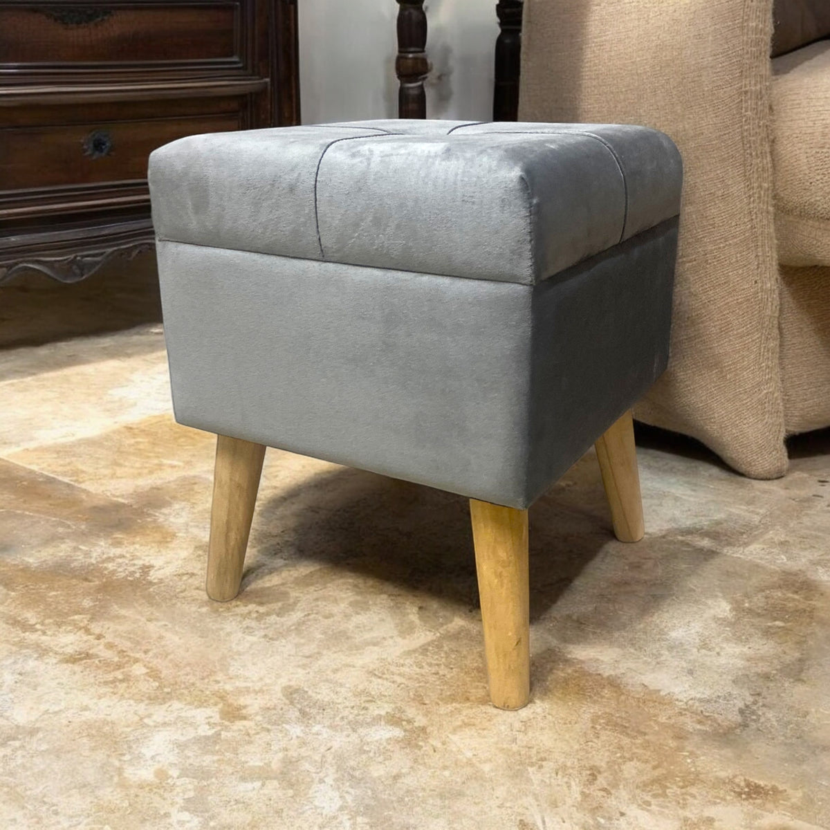 AcaciaHome Square Velvet Ottoman Footstool with Lift-Up Storage – Medium-Firm Foam Seat, Grey