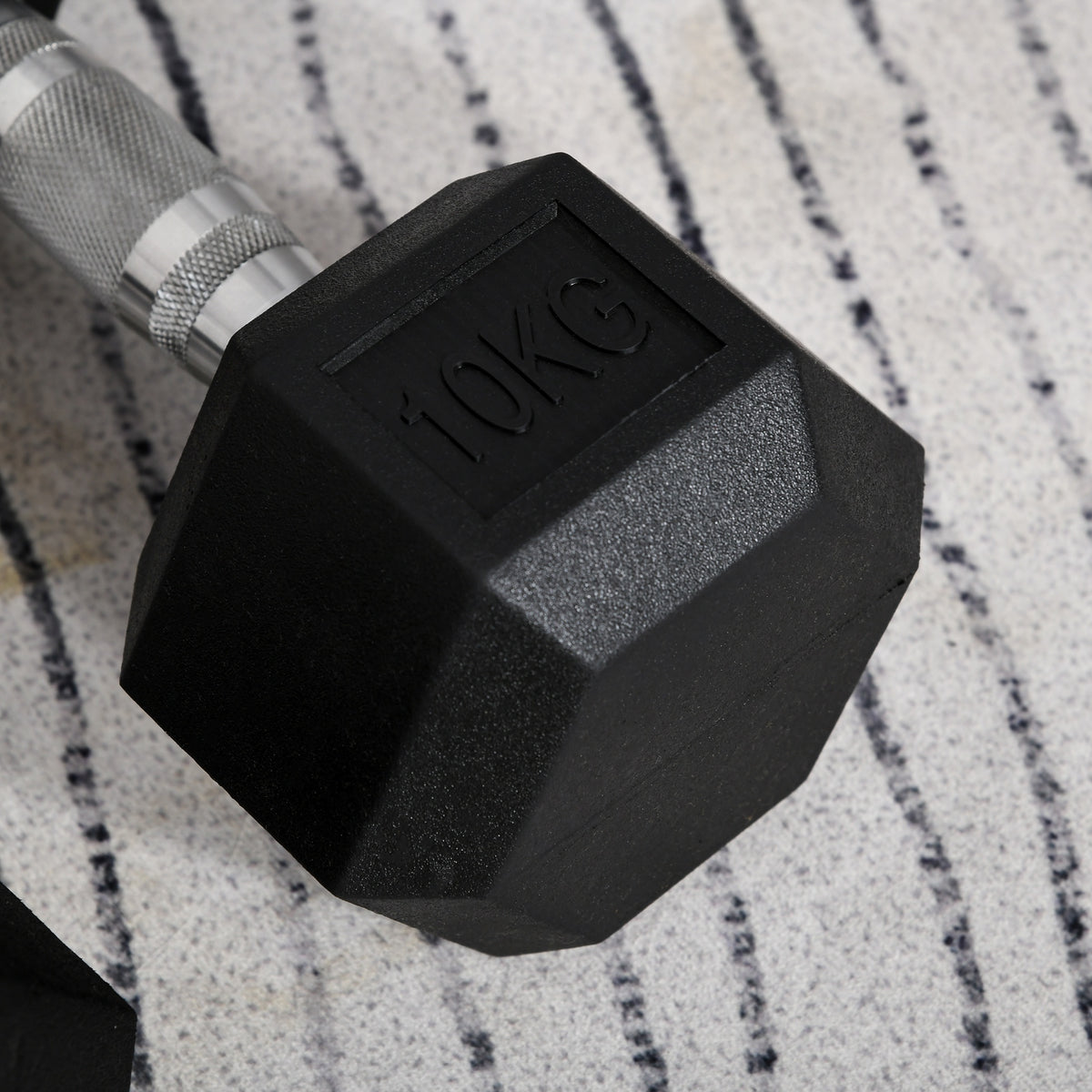 HOMCOM Hexagonal Dumbbell Set, 2 x 10kg with Knurled Handles – Anti-Roll Hand Weights for Home Gym