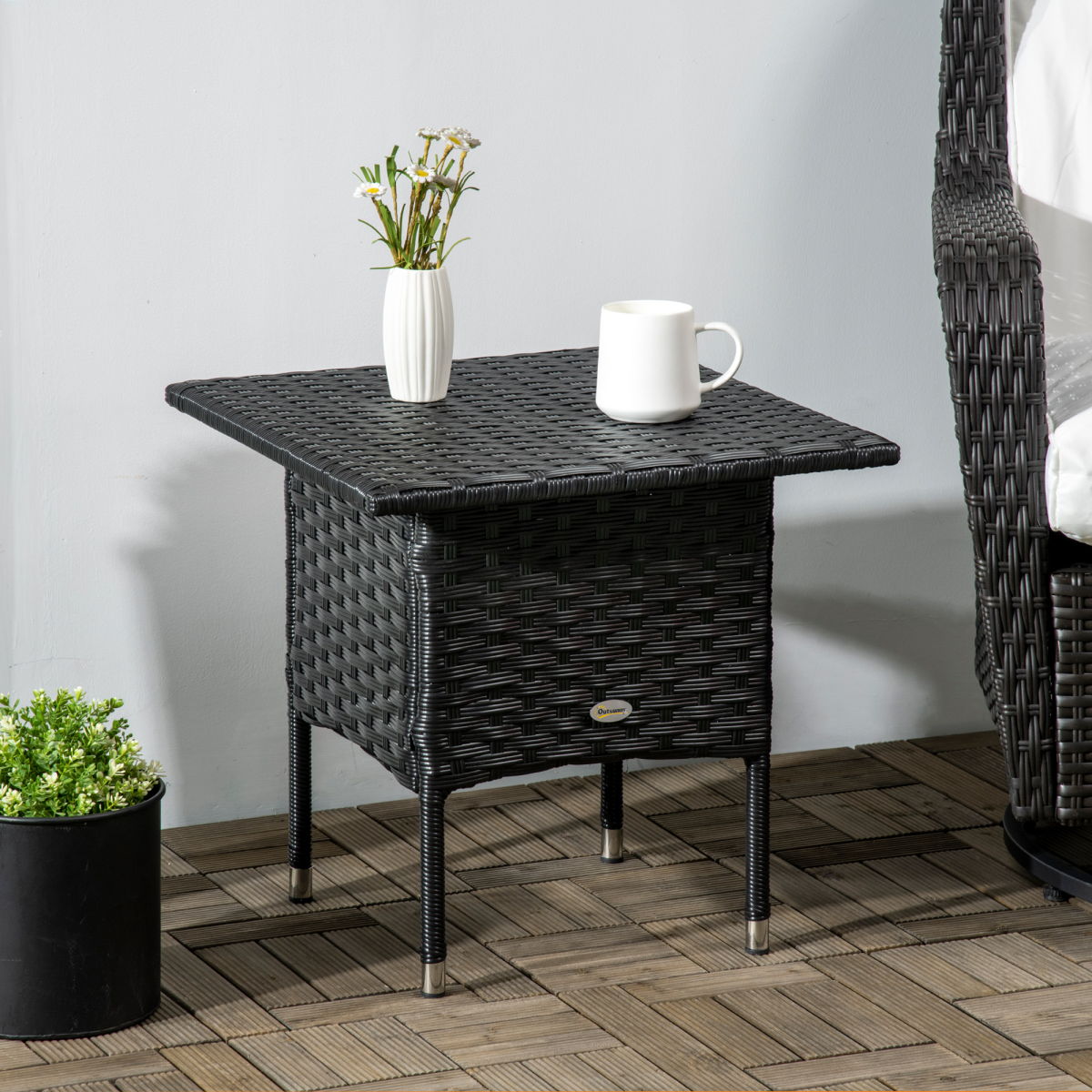 Outsunny PE Rattan Outdoor Coffee Table with Galvanised Steel Frame – Patio & Garden Side Table, Black