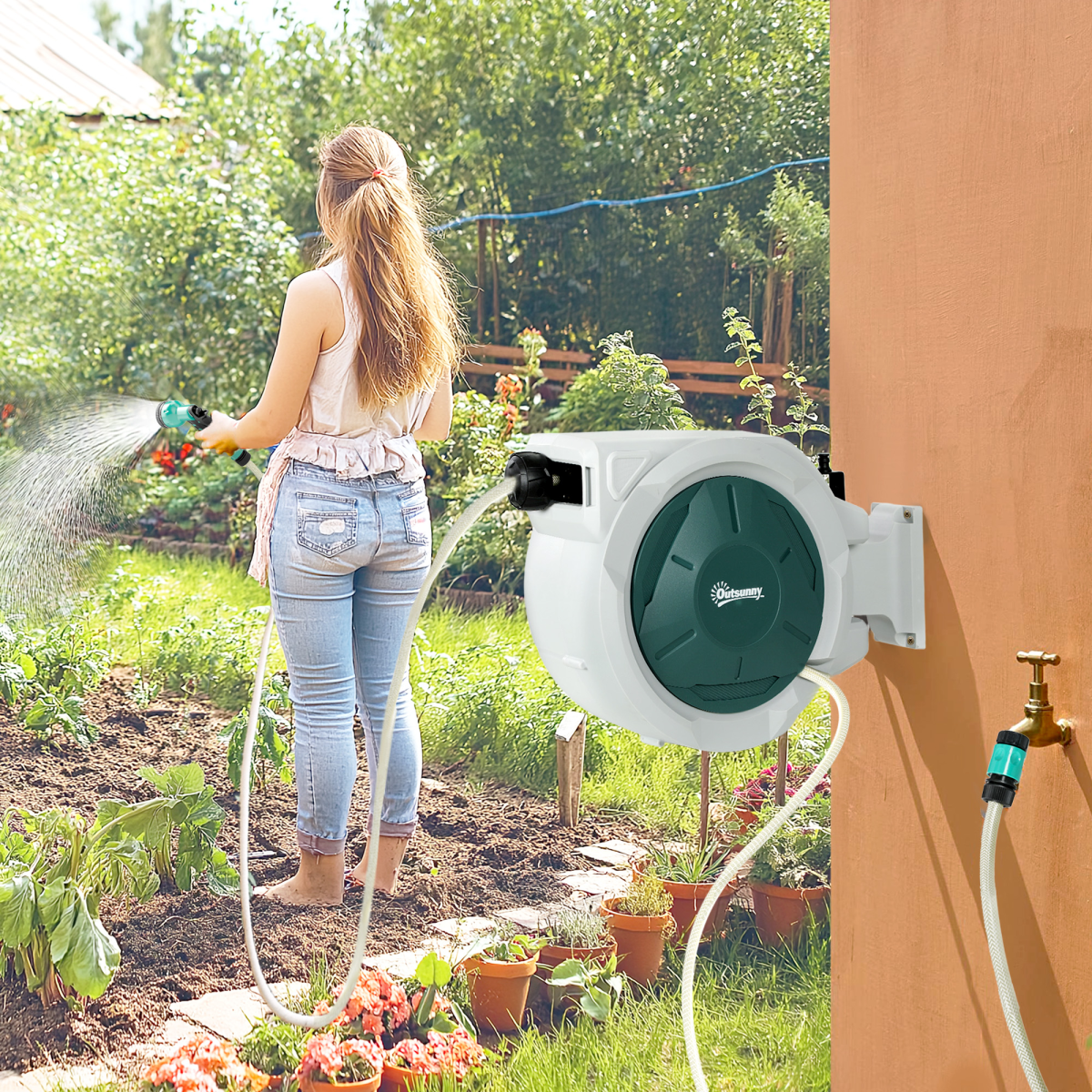 Outsunny 20m Retractable Garden Hose Reel with Lock, Wall Mounted – 7 Watering Patterns, Light Grey