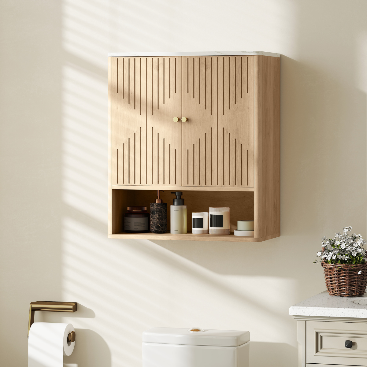 HOMCOM Bathroom Wall Cabinet with Adjustable Shelf and Open Shelf – Wall-Mounted Storage, Oak