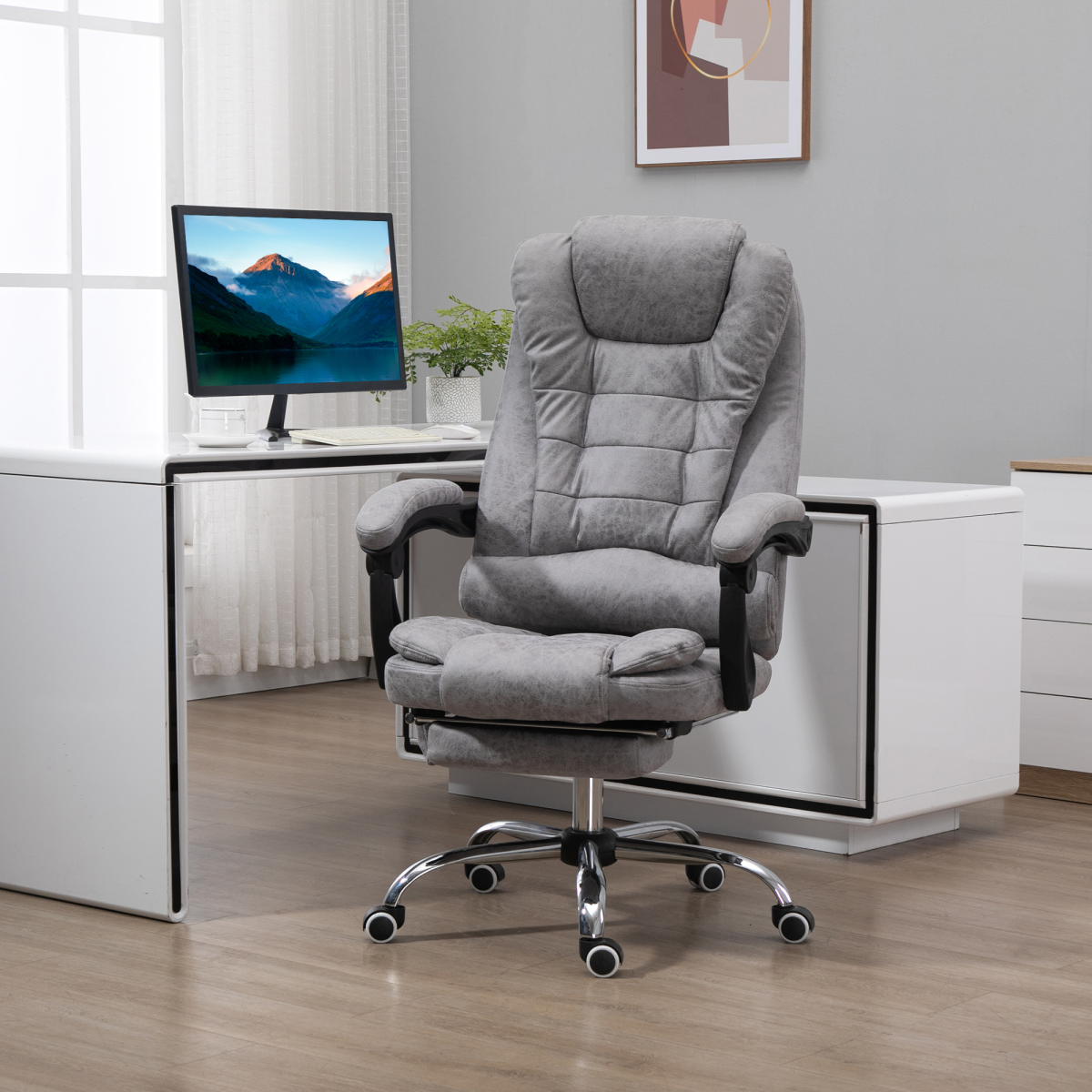 Vinsetto Heated Massage Office Chair with 6 Vibration Points & Footrest – Reclining Home Office Chair, Grey