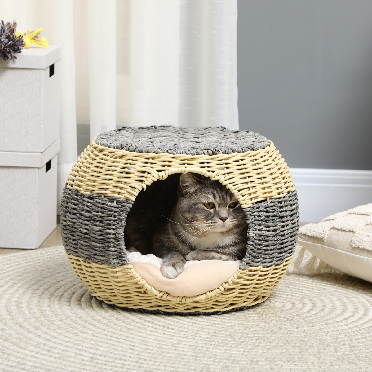 PawHut Wicker Cat House with Soft Cushion, PE Rattan Raised Cat Bed – Enclosed Pet Cave, 40 x 30cm