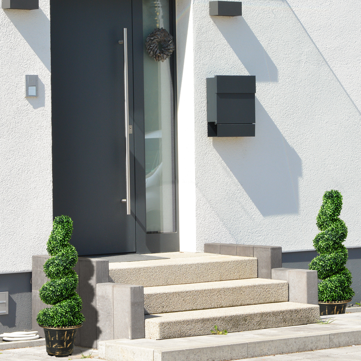 HOMCOM Set of 2 Artificial Spiral Boxwood Topiary Trees, 90cm Tall in Pots – Realistic Doorway Greenery