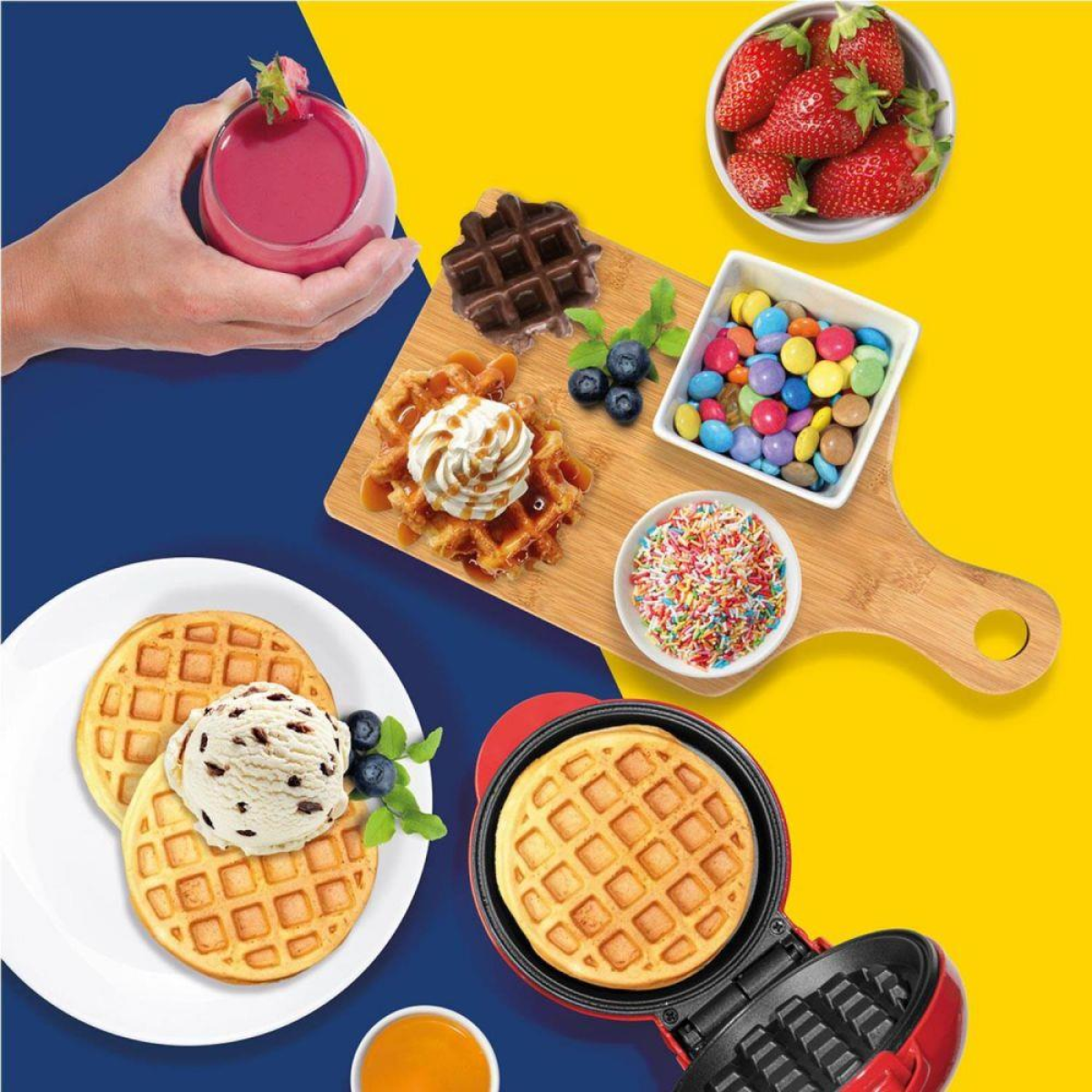 Giles & Posner EK4214G 550W Non-Stick Mini Waffle Maker with Indicator Lights – Compact Dessert Maker, Red
