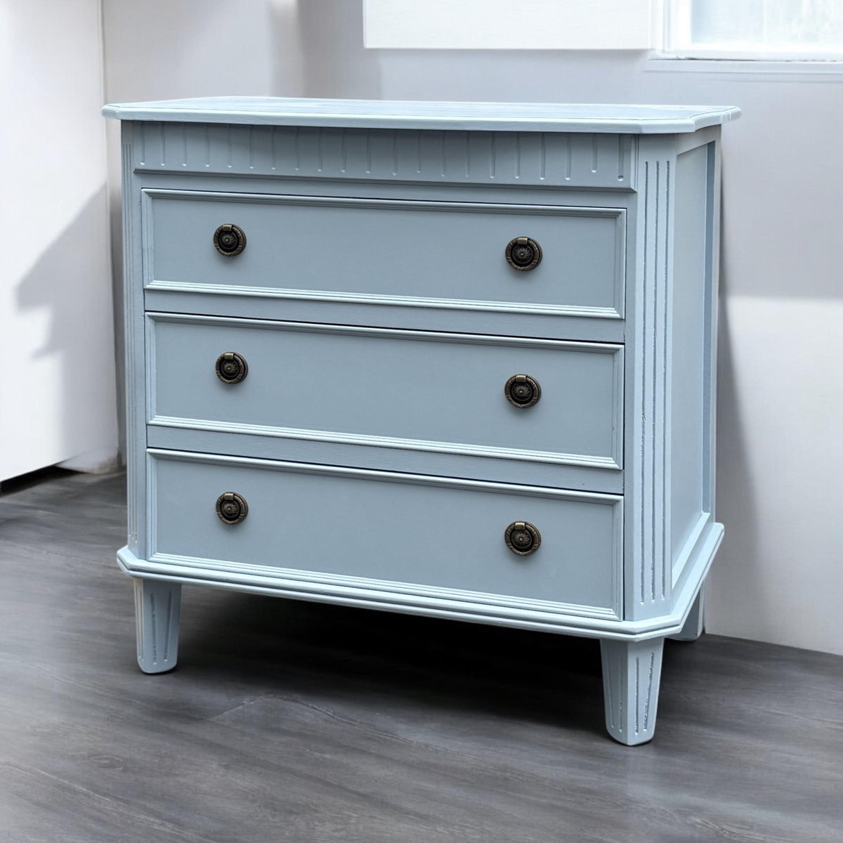 Carved 3-Drawer Chest Console Table with Antique Bronze Handles – Painted Hallway Storage, Sky Blue