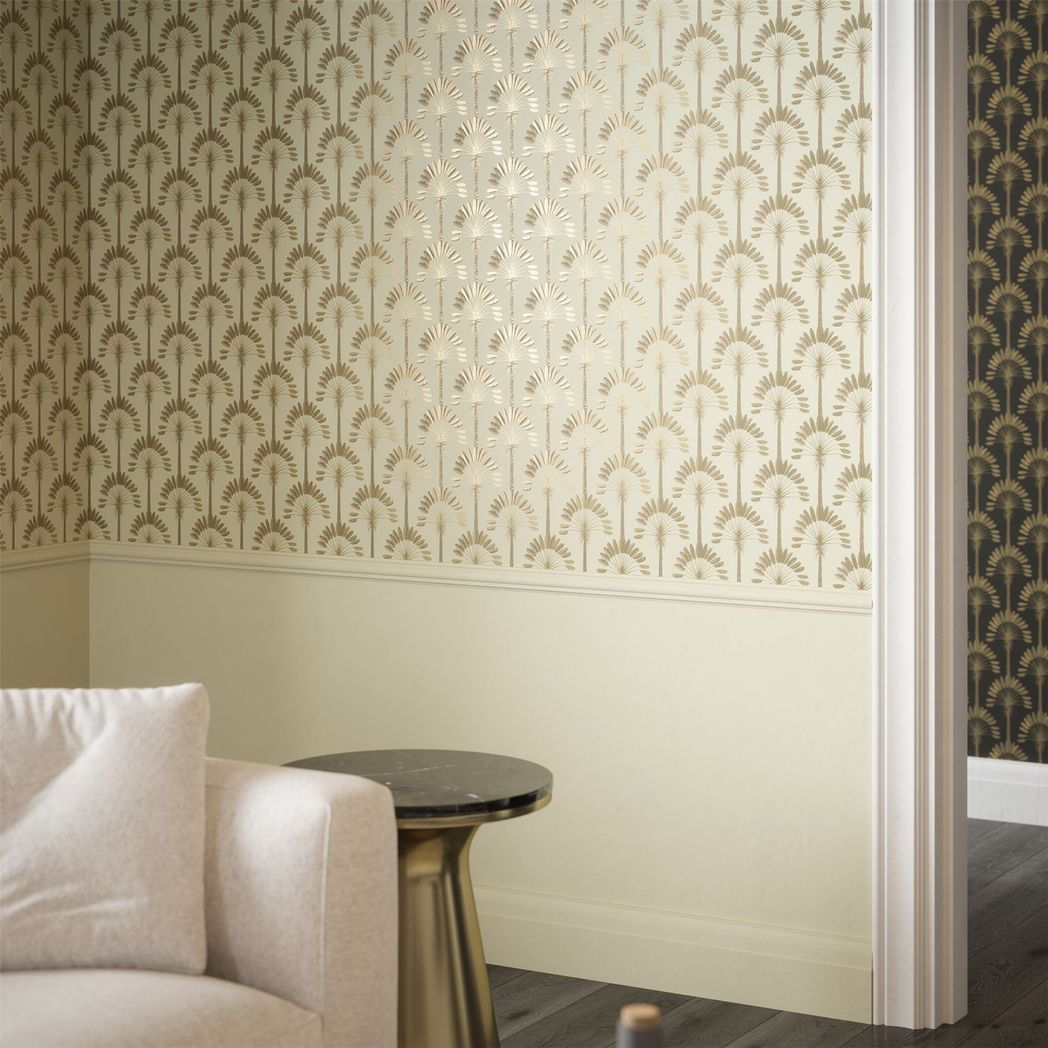 Arthouse Palm Palace Wallpaper with Metallic Gold Palms – Luxurious Exotic Colonial Style, Cream & Gold
