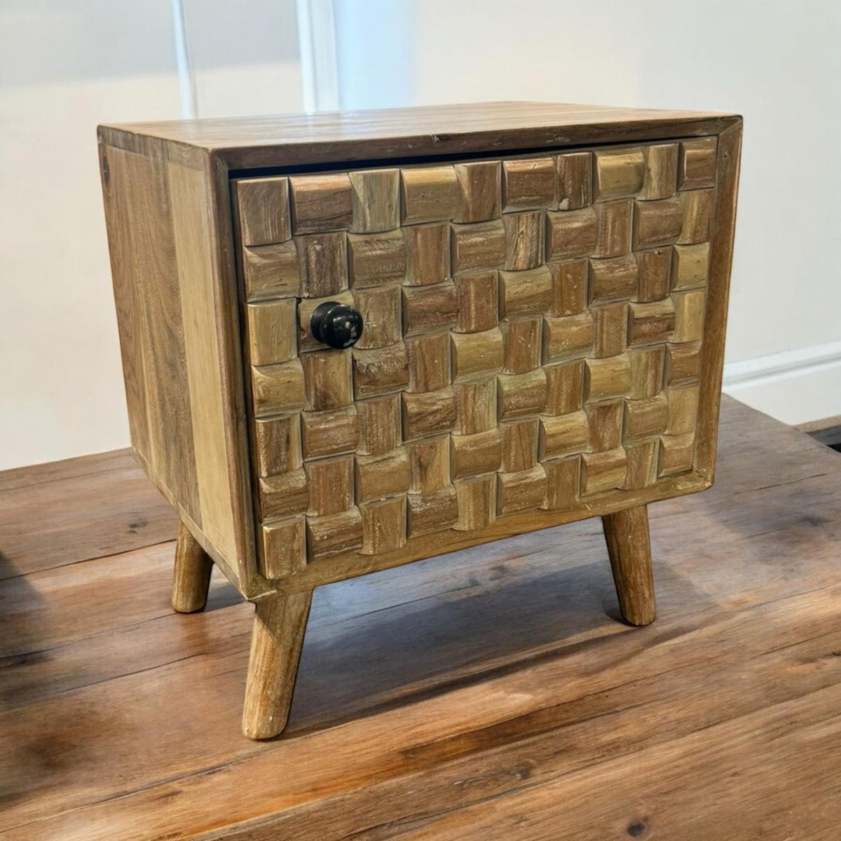 Wooden Bedside Cabinet, 47cm – Sturdy Bedroom Storage Table for Home