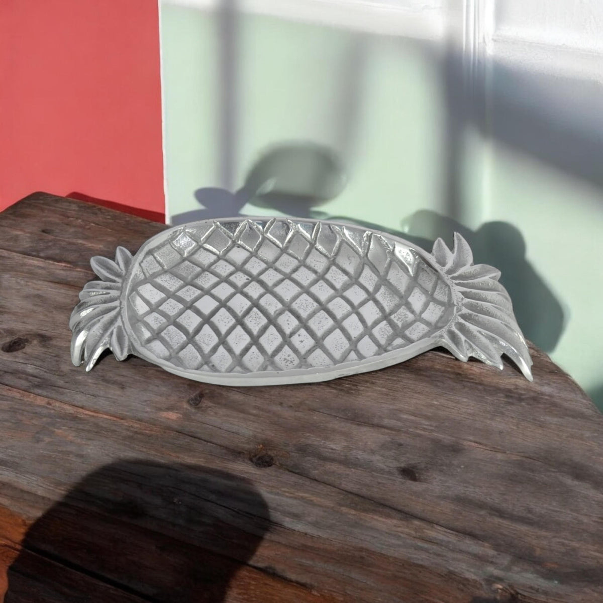 Silver Plated Metal Pineapple Trinket Tray, 33cm – Decorative Jewellery Dish and Gift