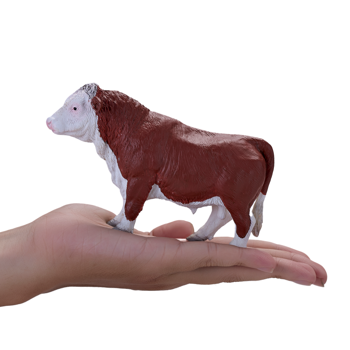 Mojo Hereford Bull Figurine, Hand-Painted Realistic Farm Animal Toy