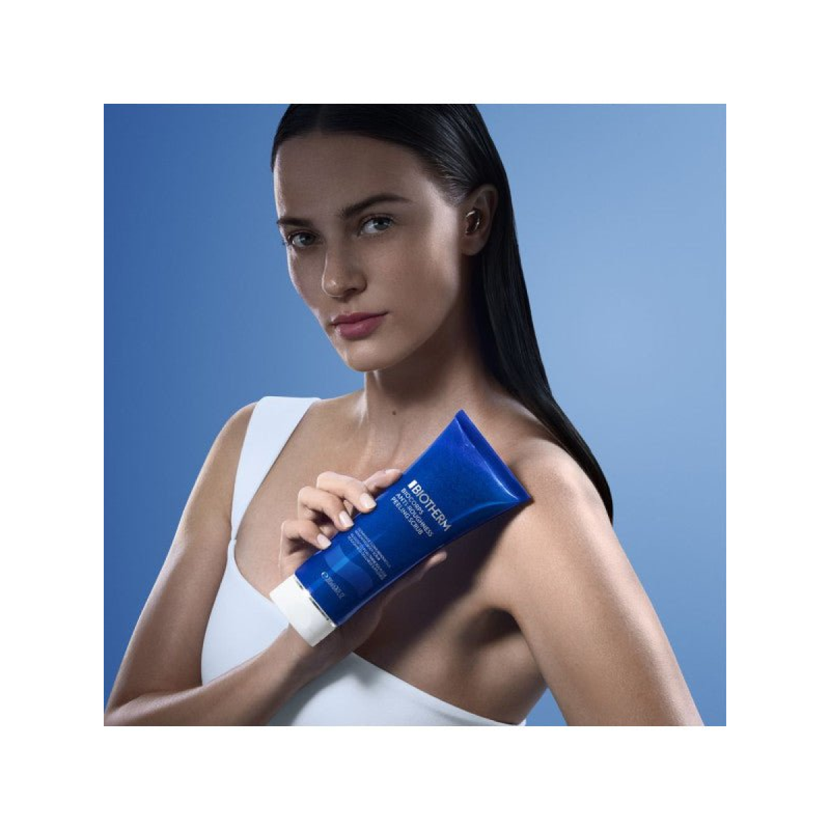 Biotherm Biocorps Peeling Scrub 200ml – Deep Cleansing Body Exfoliator with Micro-Granules