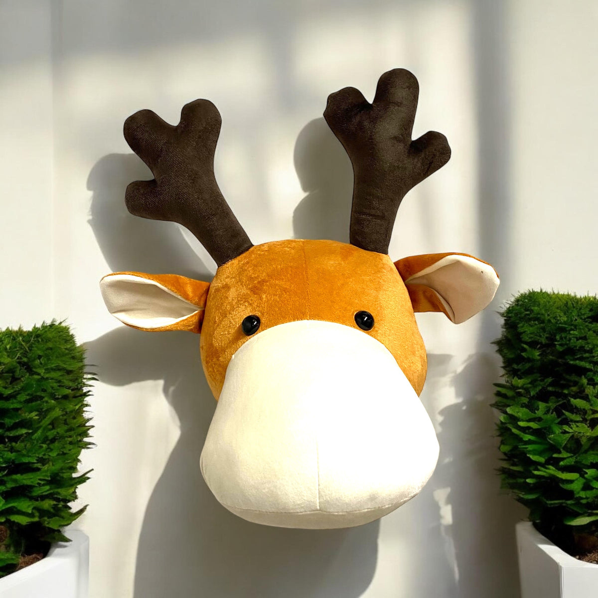 Reindeer Head Wall Hanger, 26cm – Multi-Coloured Kids Room Wall Decoration for Nurseries and Playrooms