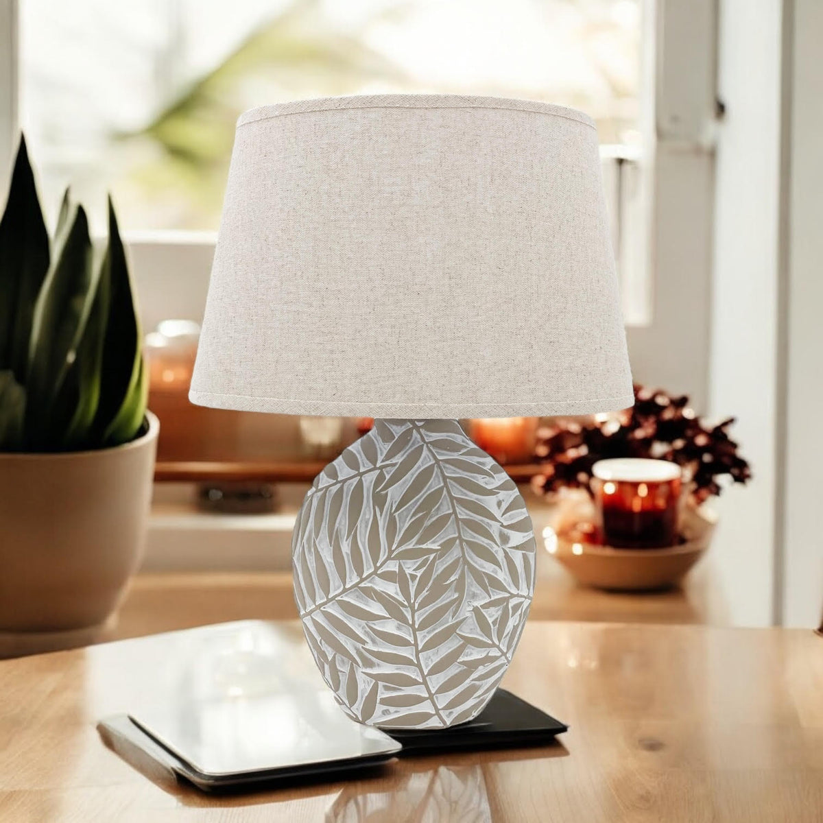 Minimalist Textured Ceramic Table Lamp with Fabric Shade – In-Line Switch, 1m Cable Bedside Lamp