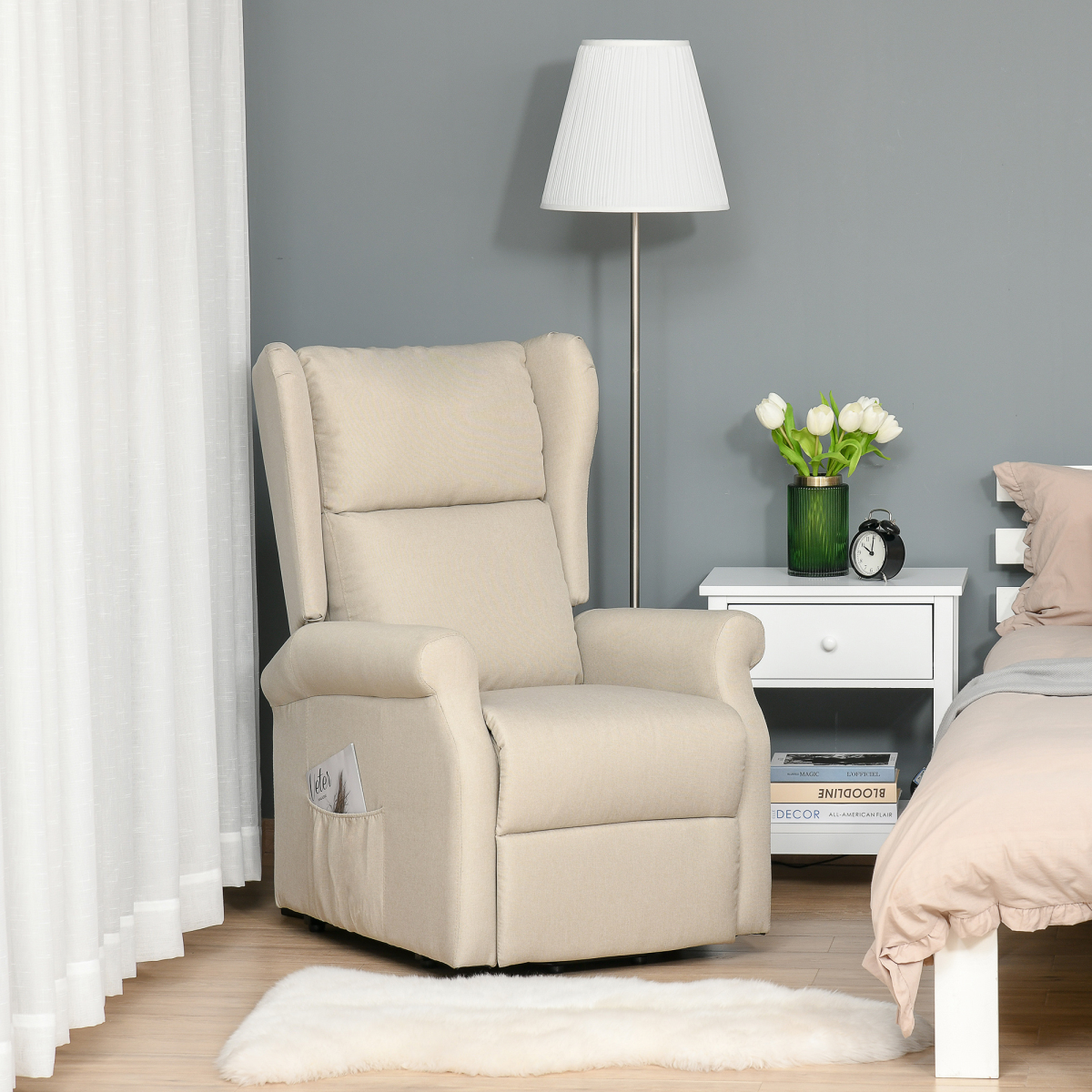 HOMCOM Power Lift Fabric Recliner Armchair with Remote Control – Motor-Assisted Riser Chair, Beige