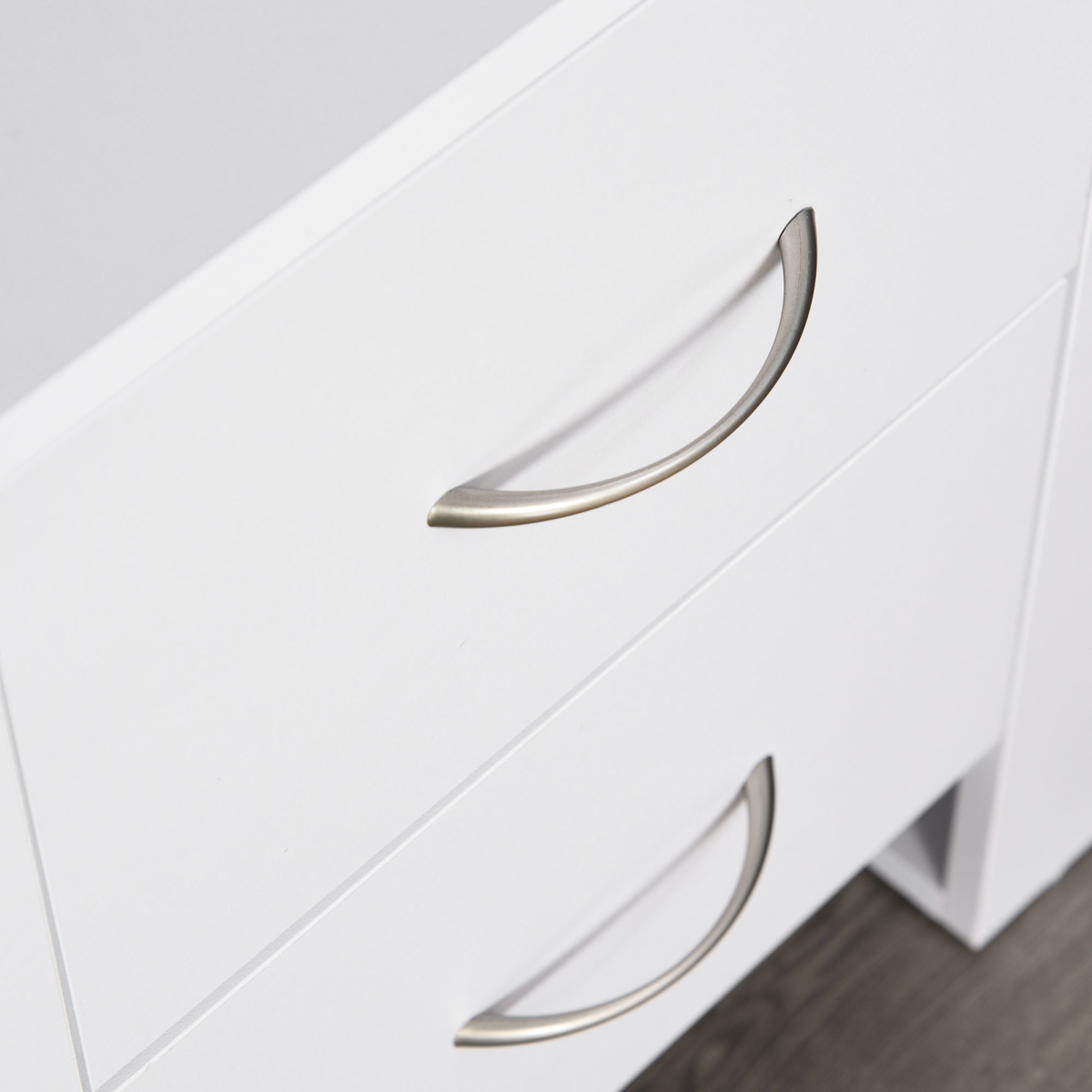 HOMCOM 2-Drawer Bedside Table with Silver-Tone Handles – Particle Board Bedroom Storage, White