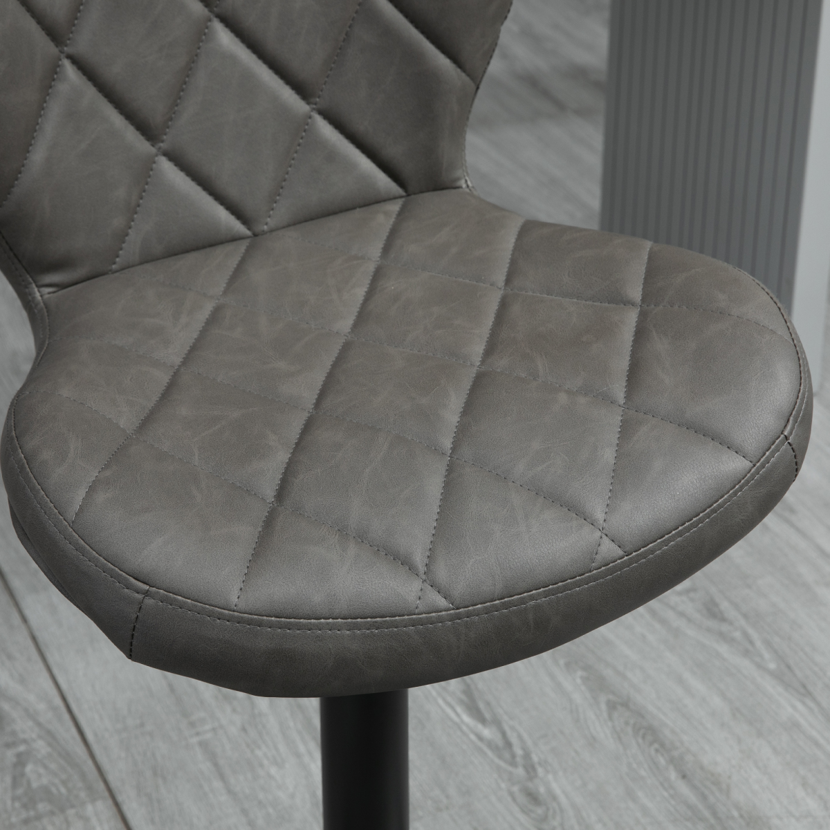 HOMCOM Adjustable Swivel Bar Stools, Set of 2 – Faux Leather Kitchen Island Stools with Footrest, Dark Grey