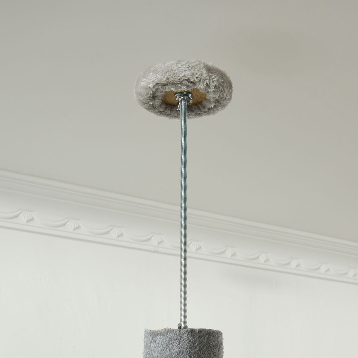 Pawhut Multi-Floor Cat Tree with Scratching Post, Plush Cat Box and Toy Balls – Pet Playhouse, Light Grey