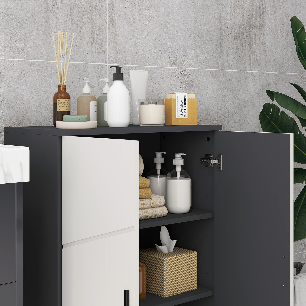 kleankin Small Bathroom Storage Cabinet with Soft Close Doors & Adjustable Shelves – Anti-Tip Design, Grey