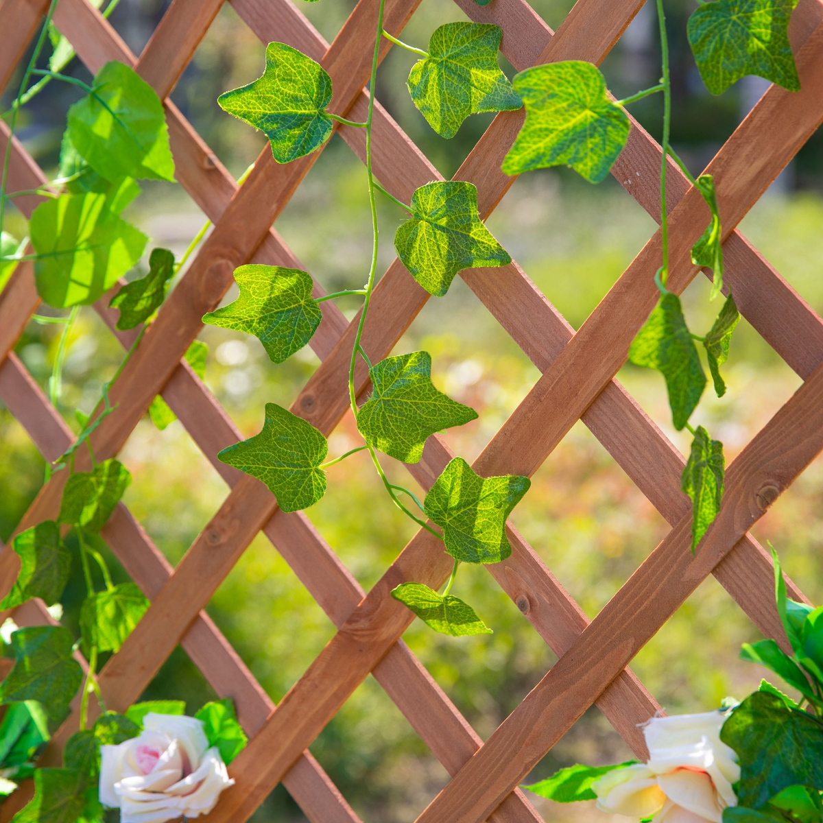 Outsunny Wooden Flower Box Planter with Back Net Board – Fir Wood Garden Display for Plants and Climbers