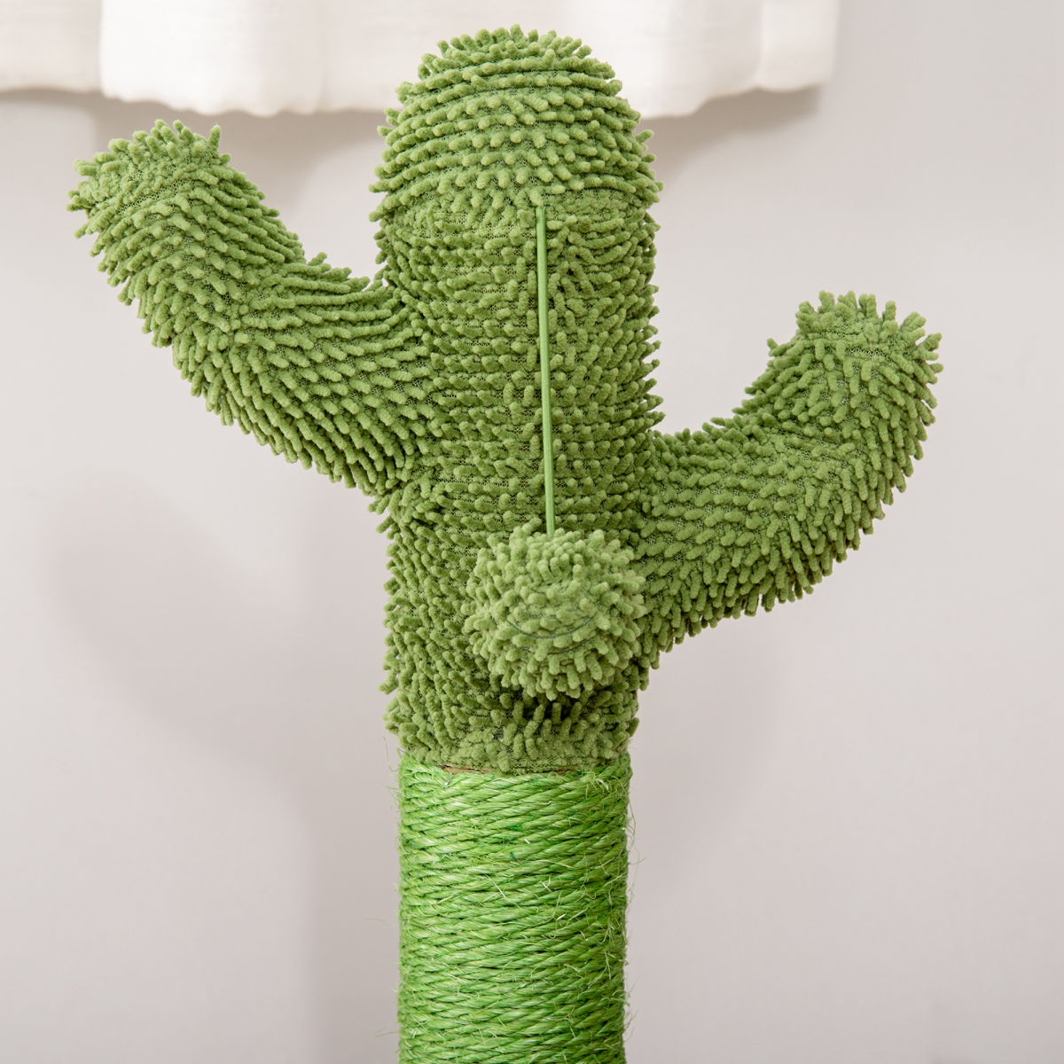 Pawhut Cactus Cat Tree with Sisal Scratching Post, Hanging Ball and Roller Platform – Compact Plush Activity Toy