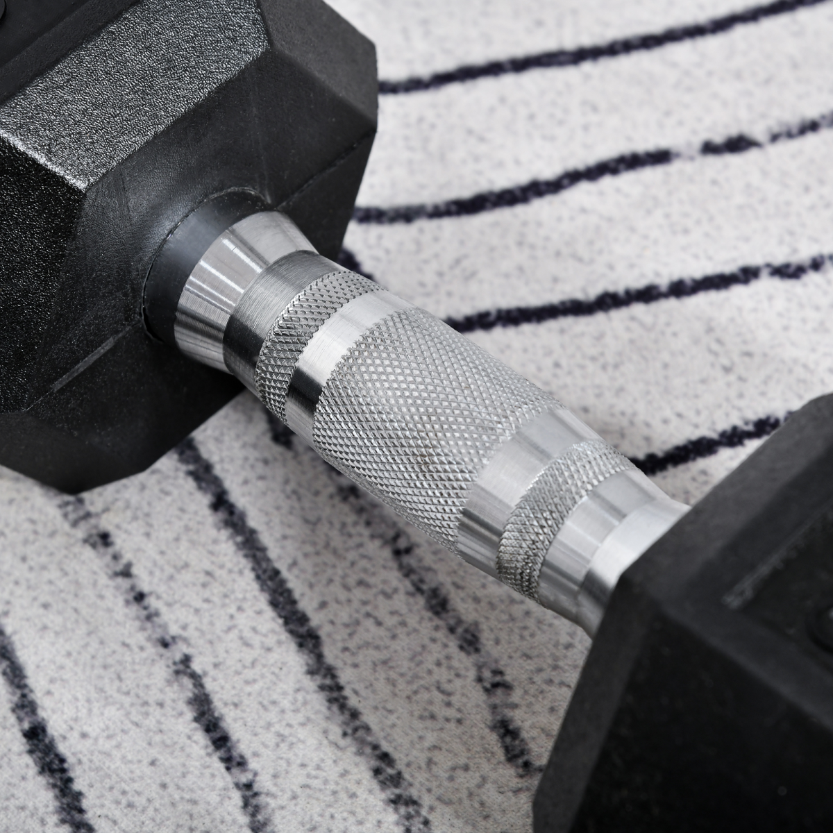 HOMCOM Hexagonal Dumbbell Set, 2 x 8kg with Knurled Handles – Anti-Roll Home Gym Hand Weights