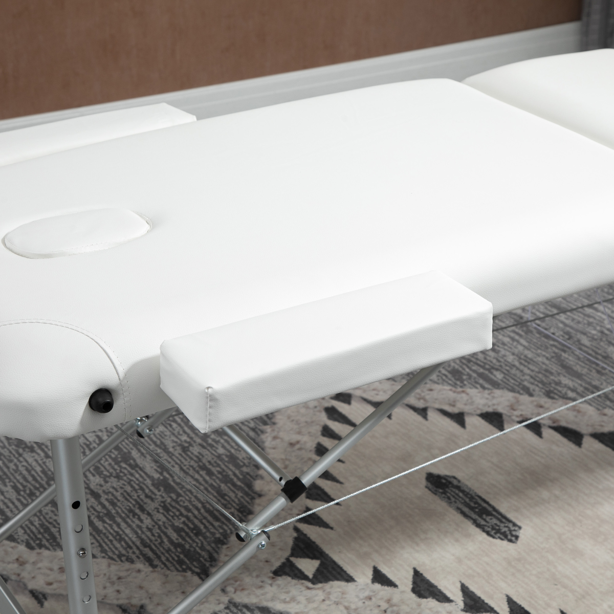 HOMCOM Folding PVC Leather Massage Table with Aluminium Frame & Removable Headrest – Adjustable Beauty Bed
