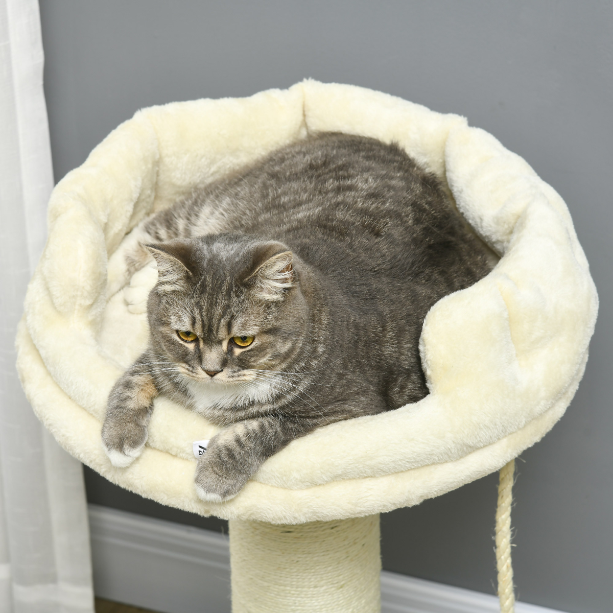 PawHut Cat Tree for Indoor Cats with Sisal Scratching Post & Spacious Bed – Kitten Climbing Tower, Cream