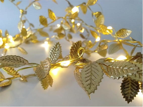 Avilo 4m Battery Operated String LED Lights with 40 Warm White LEDs – Gold Leaf Garland Decor