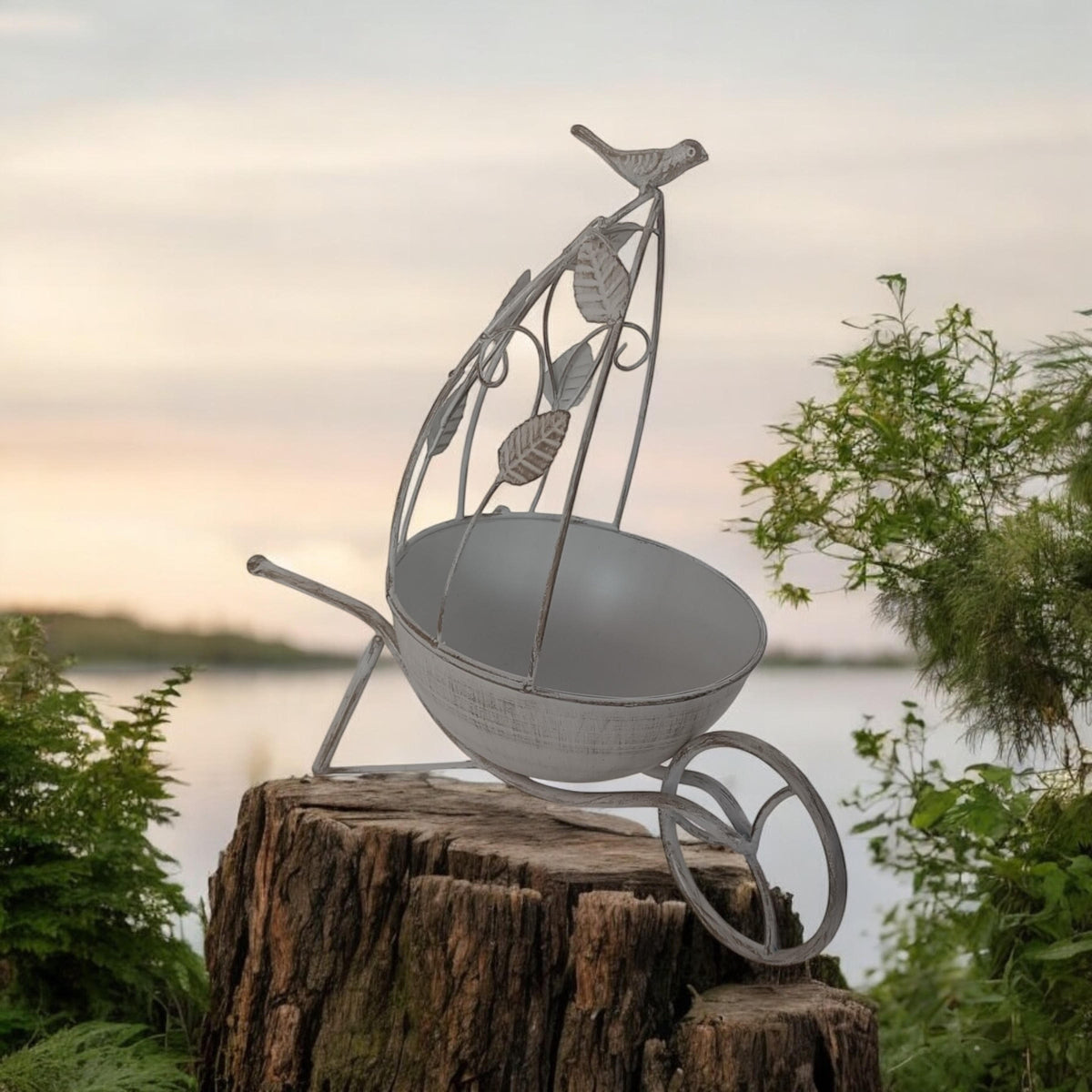 36cm Rust-Resistant Metal Garden Planter