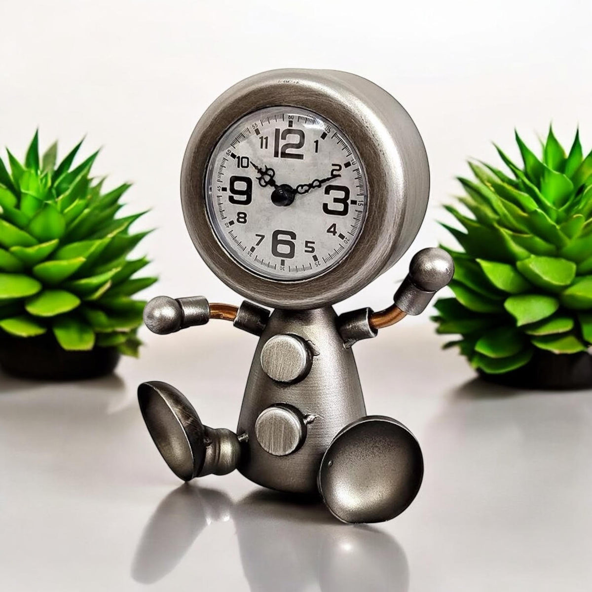 Silent Sweep Figure Mantel Clock – Fun, Modern Tabletop Clock for Kids' Room, Living Room or Office
