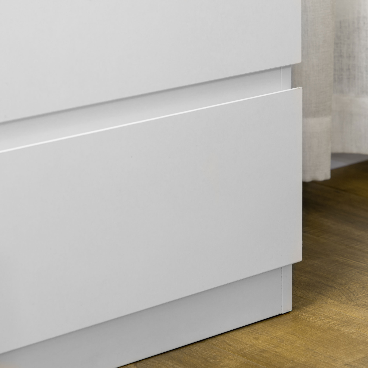 3-Drawer Chest of Drawers – Smooth-Running Bedroom Storage with Anti-Tip Fitting, White