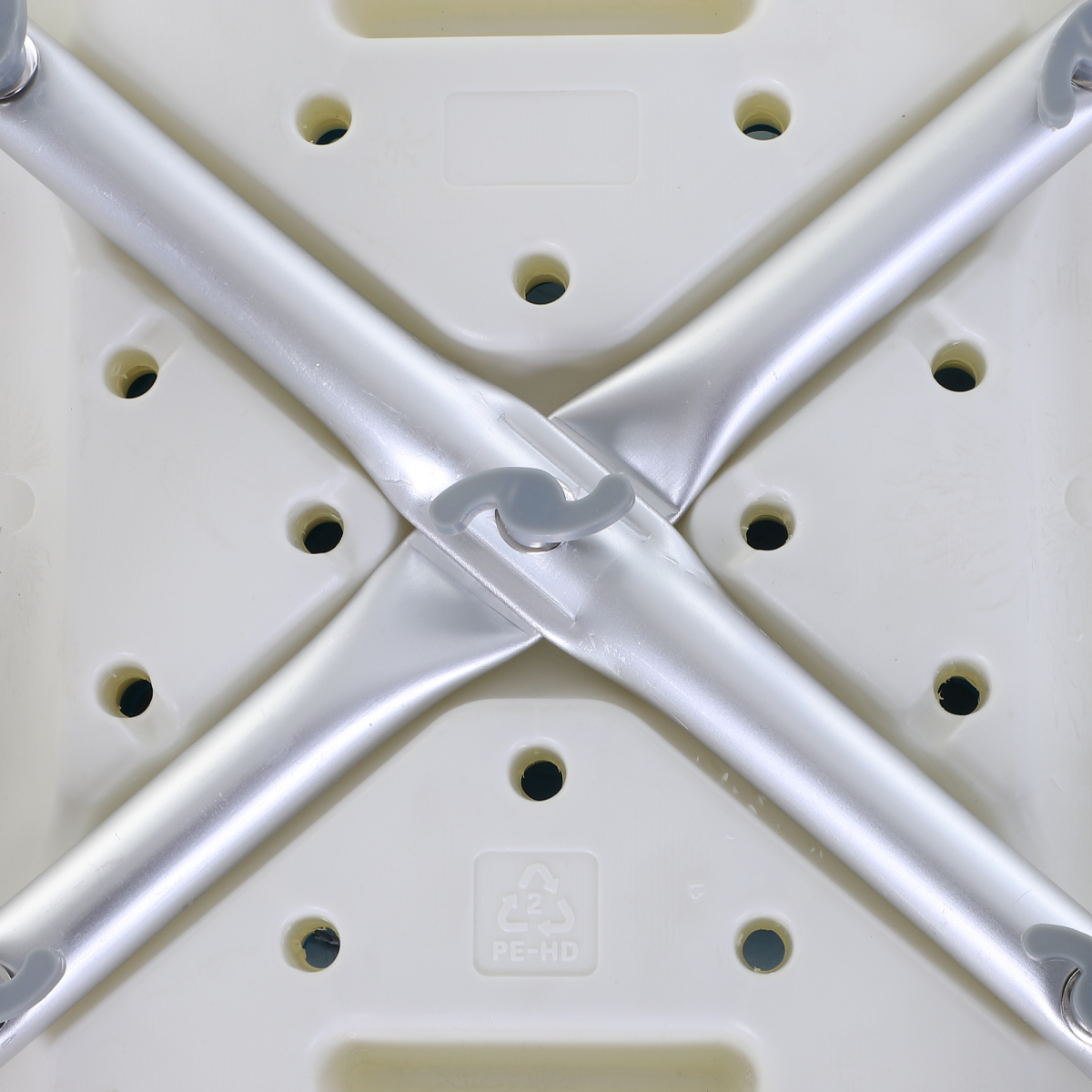 HOMCOM Adjustable Aluminium Shower Stool with Non-Slip Feet and Drainage Holes – Bathroom Seat, 136kg Load