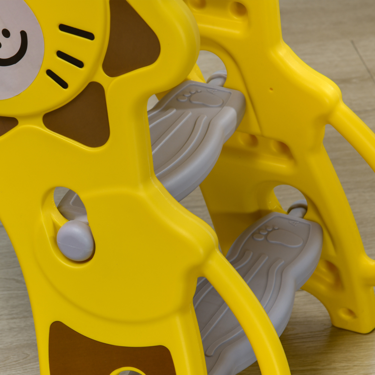 AIYAPLAY 2 in 1 Kids Slide with Basketball Hoop – Indoor Lion Toddler Play Set for 18-36 Months, Yellow