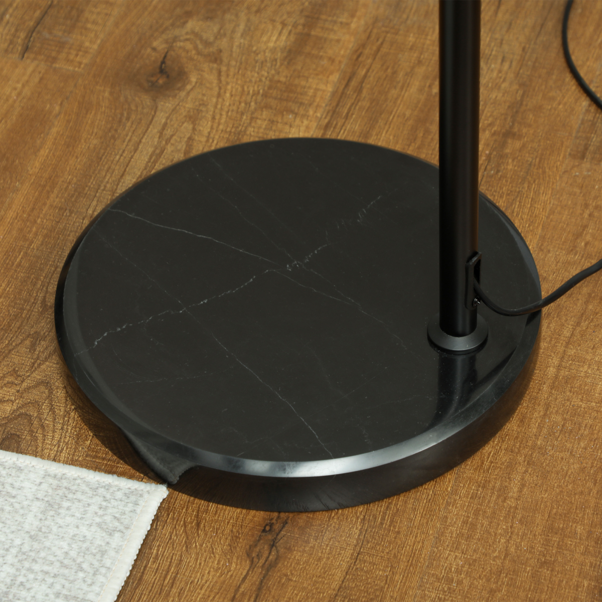 HOMCOM LED Standing Floor Lamp with Foot Switch – Black