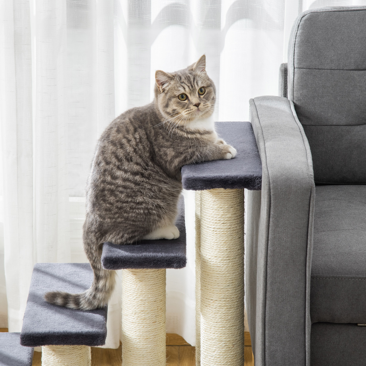 Pawhut Pet Stairs with Plush Covering and Sisal Scratching Posts – Dog and Cat Step Ladder, Particle Board