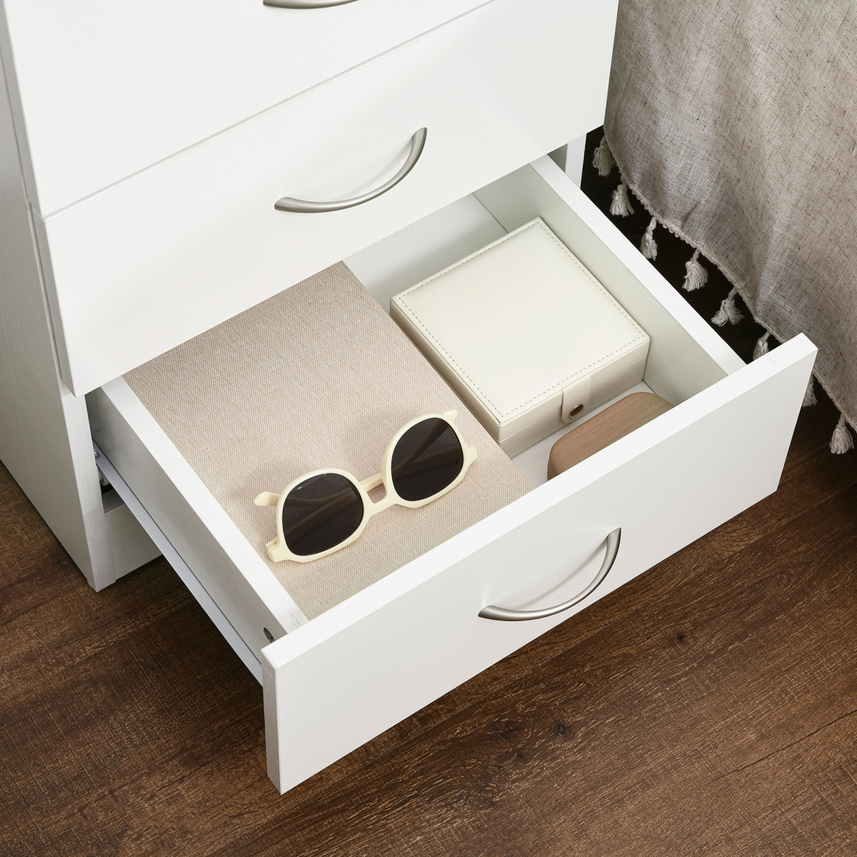 HOMCOM Modern 3 Drawer Bedside Table with Anti-Tipping Straps – Wooden Side Cabinet for Bedroom, White