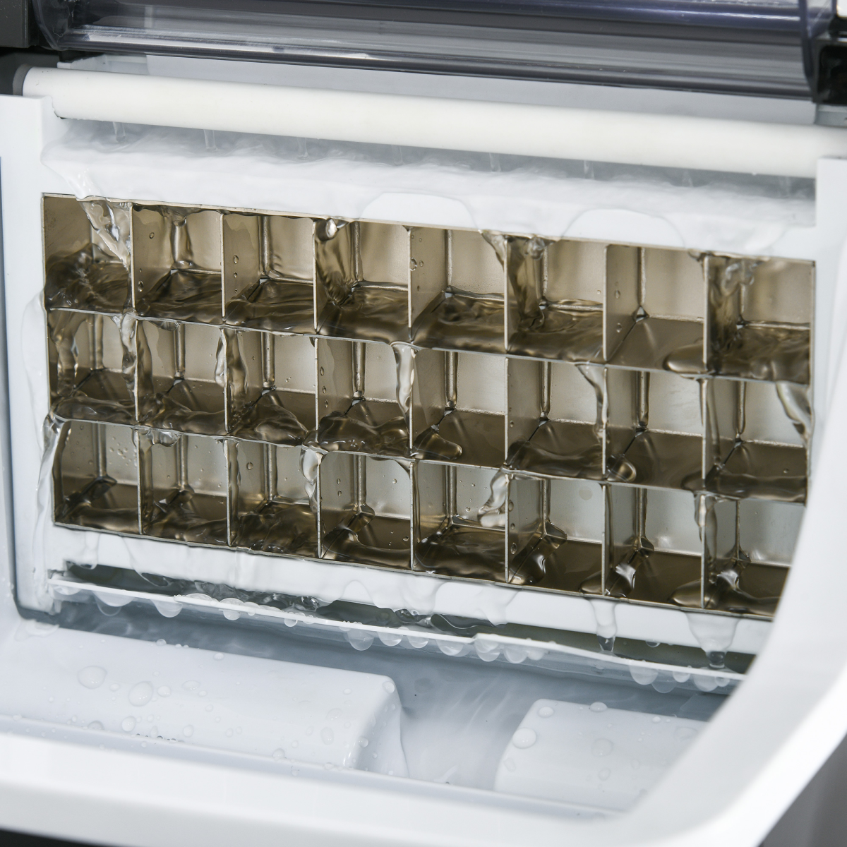 HOMCOM Countertop Ice Maker with Adjustable Cube Size, 20kg per Day – Compact Kitchen Appliance, Black