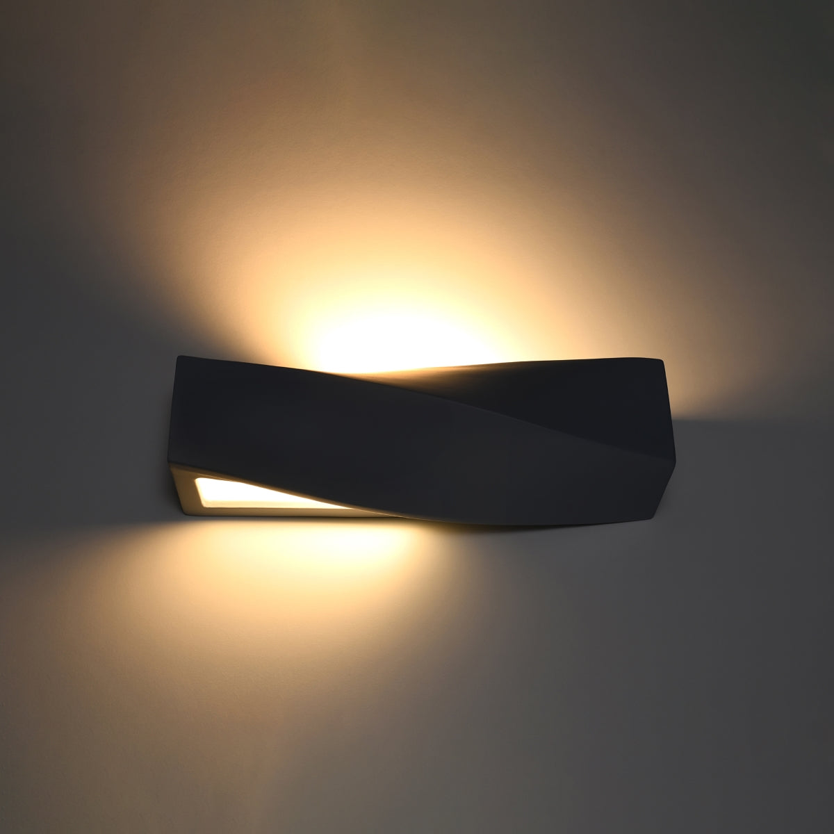 Sollux Lighting Sigma Ceramic & Glass Wall Lamp with E27 Light – Modern Design, Black