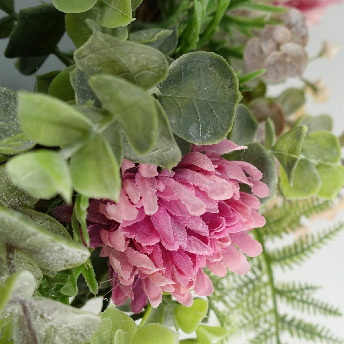 Leaf Artificial Pink Floral Blossom Wreath, 45cm – Luxury Floristry Door Decoration, Woven Base
