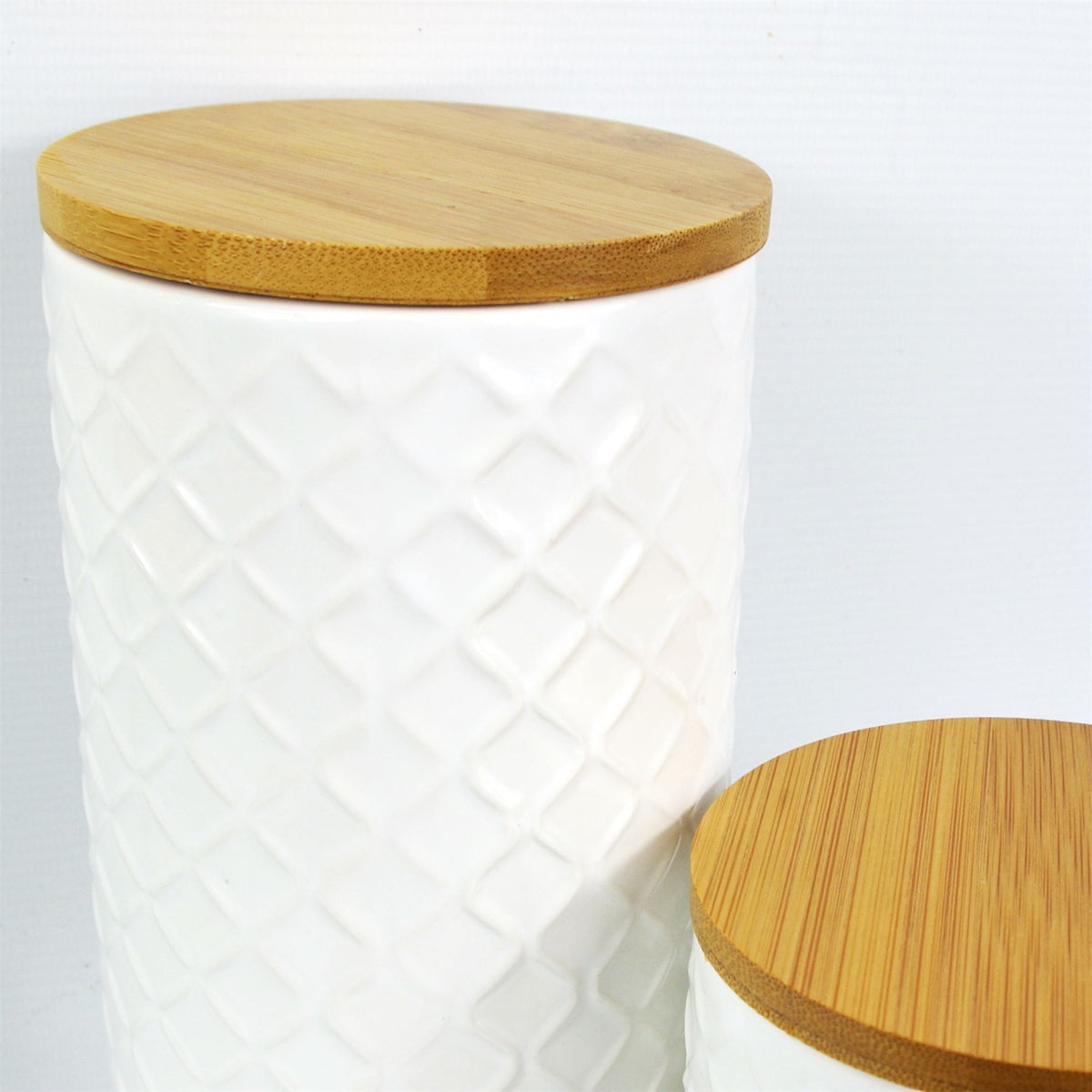 Set of 2 Embossed Cream Ceramic Kitchen Canisters with Bamboo Lids – 720ml and 1400ml Tea, Coffee and Sugar Jars