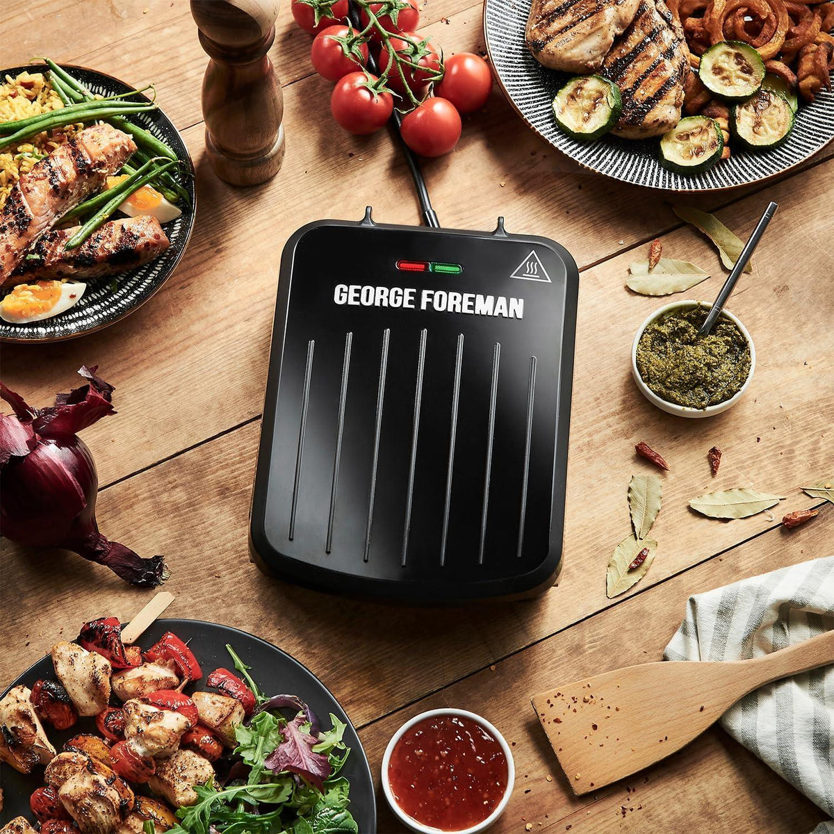 George Foreman Small Fit Grill 760W – Compact Black Non-Stick Electric Grill