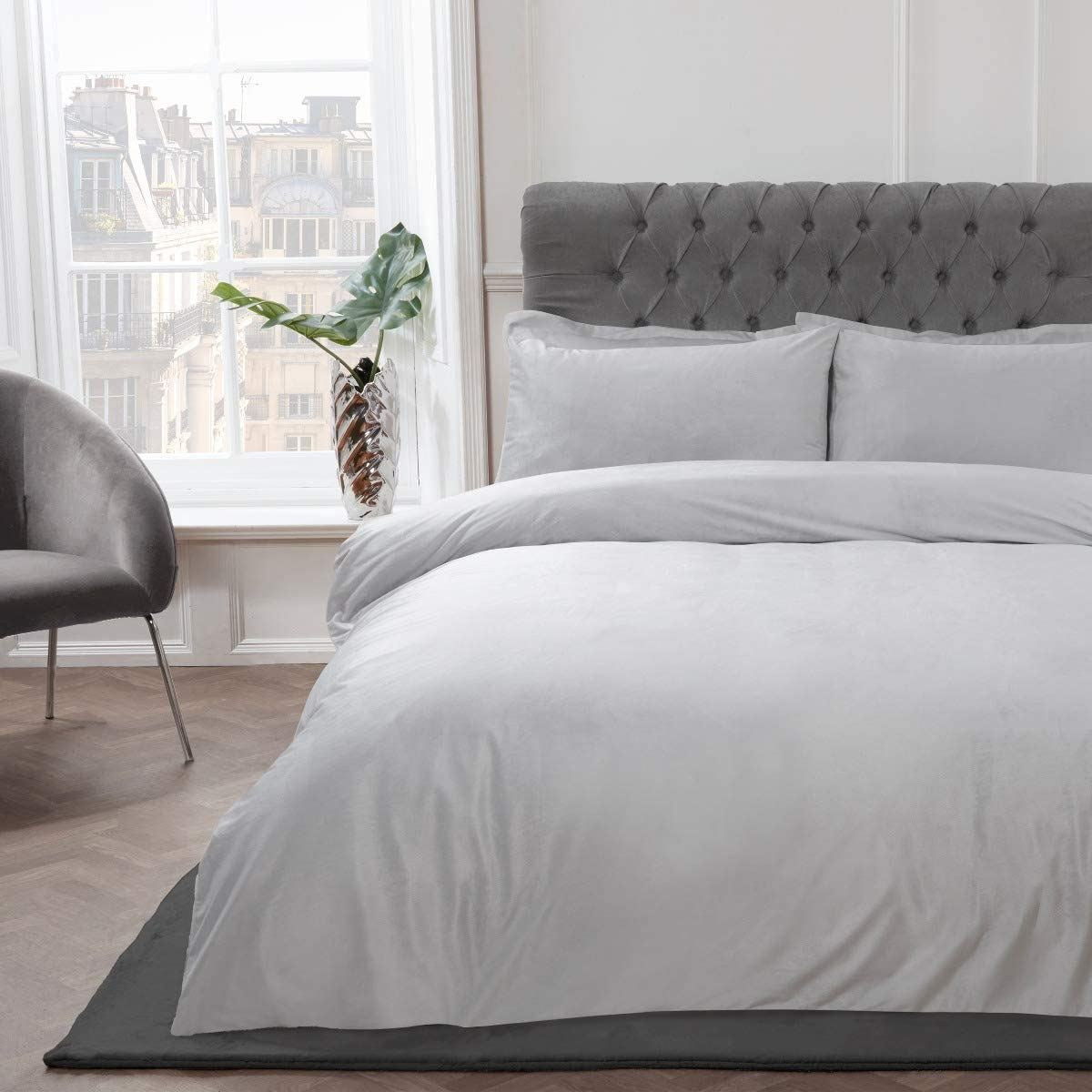 Sleepdown Luxury Matt Velvet Duvet Cover Set with Pillowcase – Modern Bedding Set, Silver