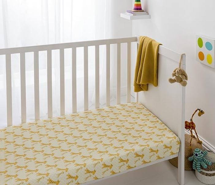 Organic Cotton Giraffe Crib Sheet, Soft Fitted Sheet for Crib and Toddler Bed Mattresses – 1 Pack