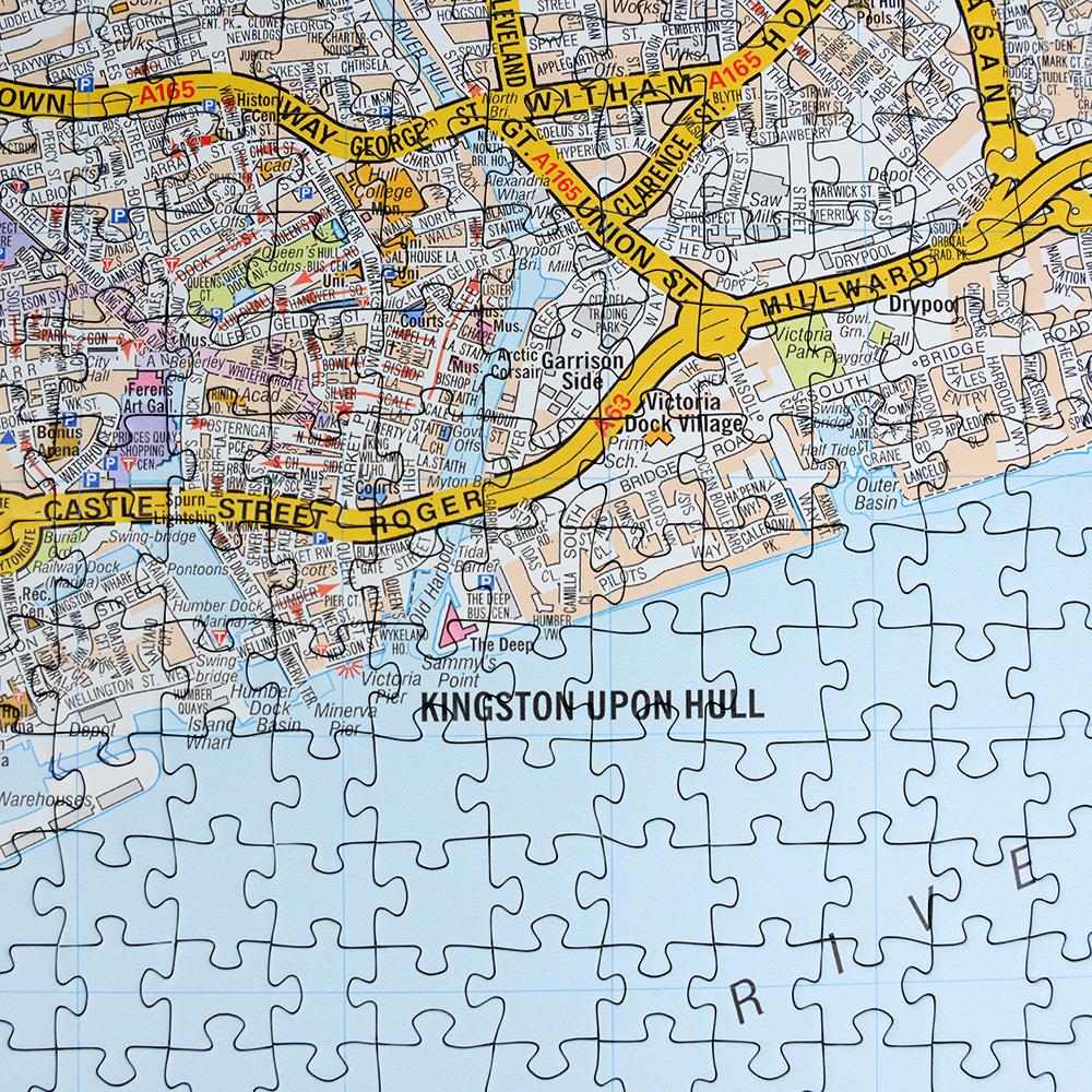 A to Z Map of Kingston upon Hull 1000 Piece Jigsaw Puzzle – Collins Street Map with Guide Print and Index