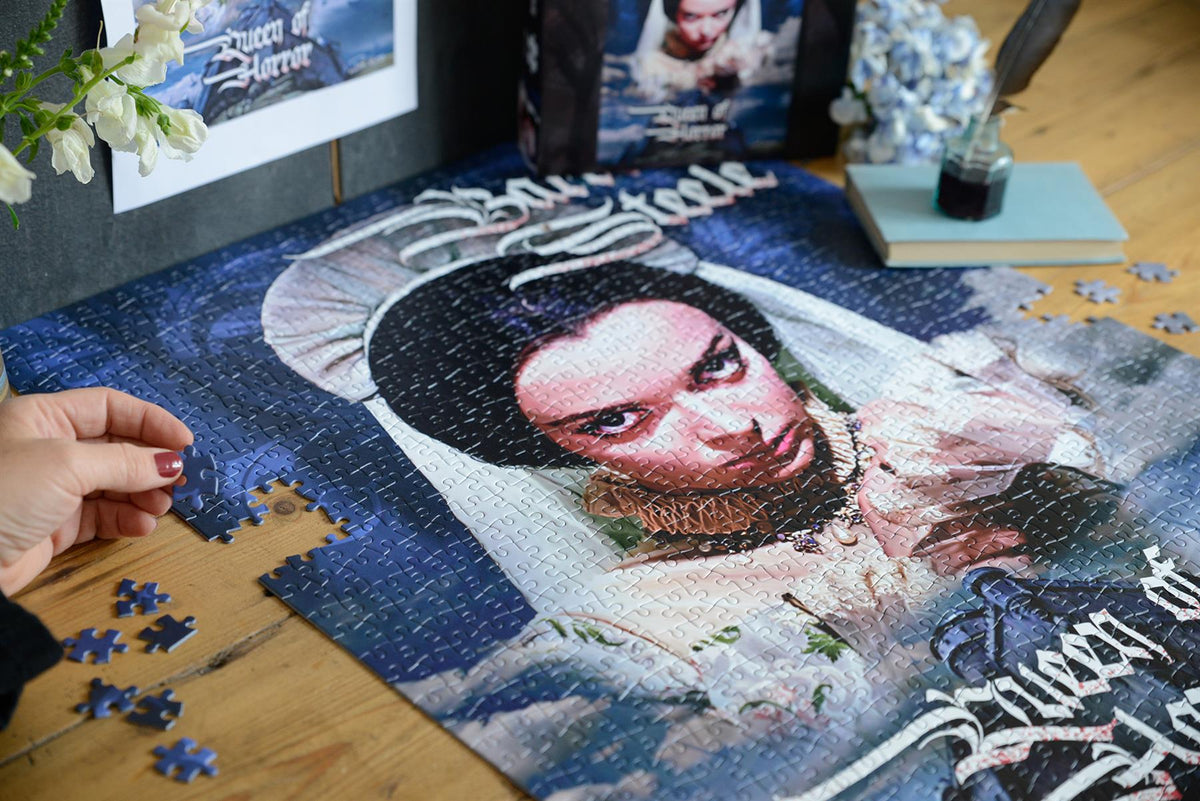Horror Line Barbara Steele Queen of Horror 1000 Piece Jigsaw Puzzle – Classic Horror Film Puzzle