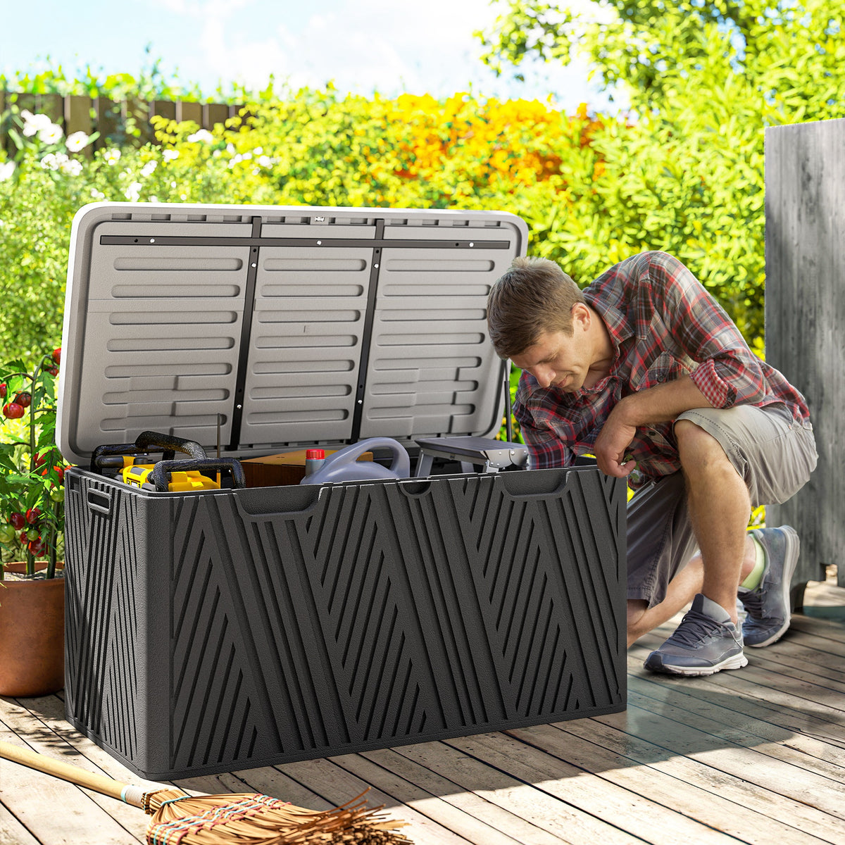 Outsunny 380L HDPE Waterproof Garden Storage Box with Lockable Lid & Gas Strut – Outdoor Deck Box