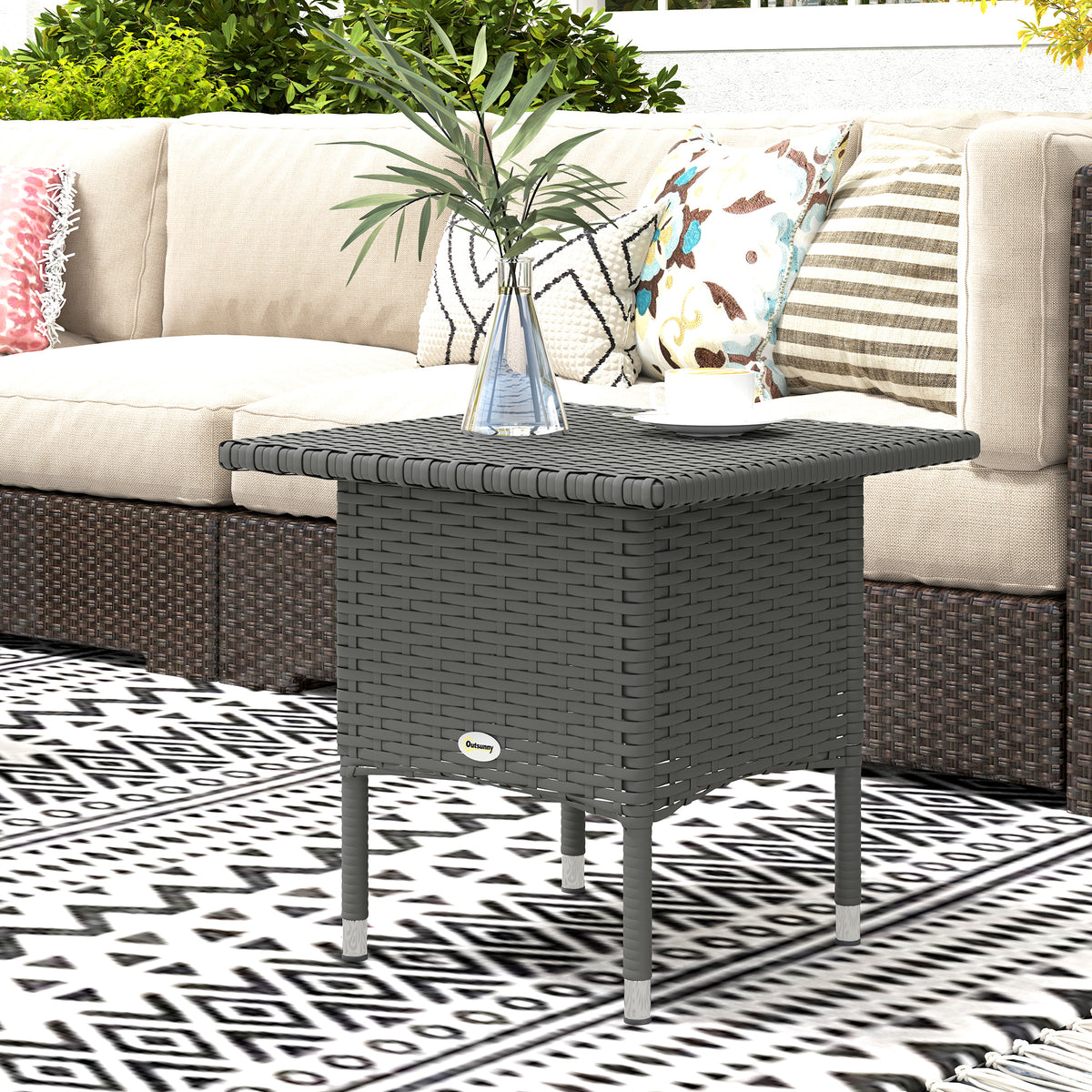 Outsunny PE Rattan Outdoor Coffee Table with Metal Frame, 50 x 50 x 47cm – Garden Side Table, Grey
