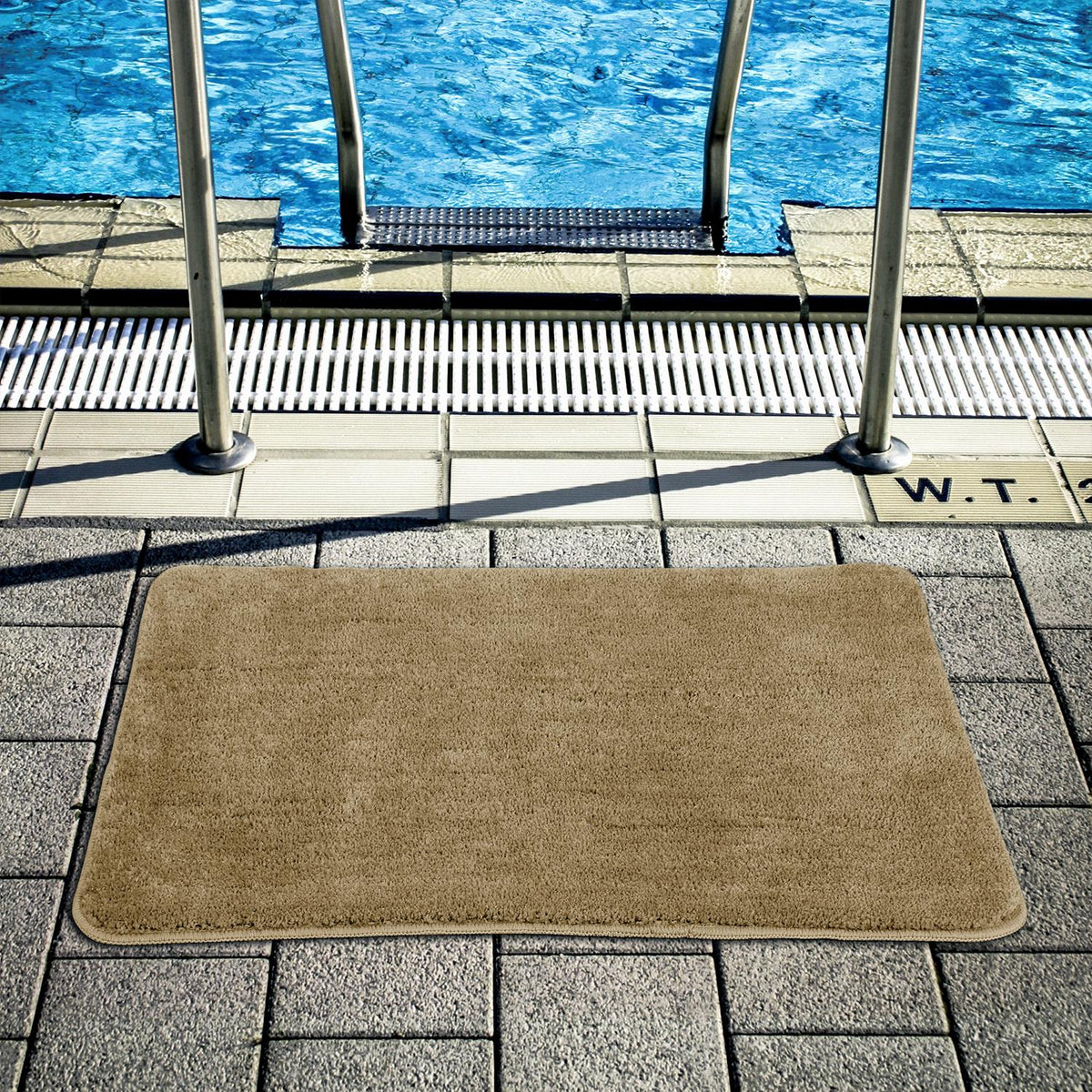Vinsani Ultra Soft Microfibre Bath Mat 50x80cm – Dense, Fluffy Bathroom Mat, Beige