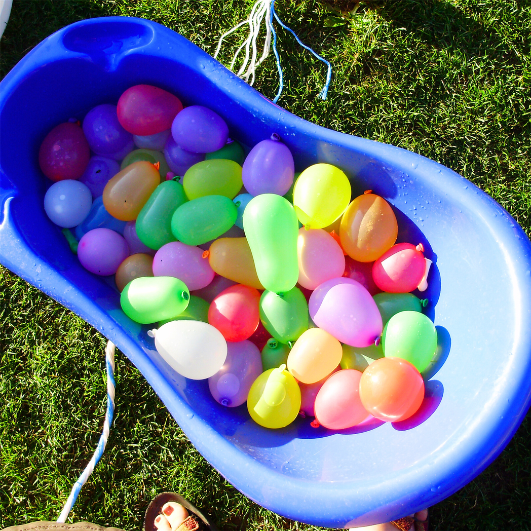 SOKA Water Bombs – Pack of 1000 Water Balloons for Big Parties, Schools & Clubs